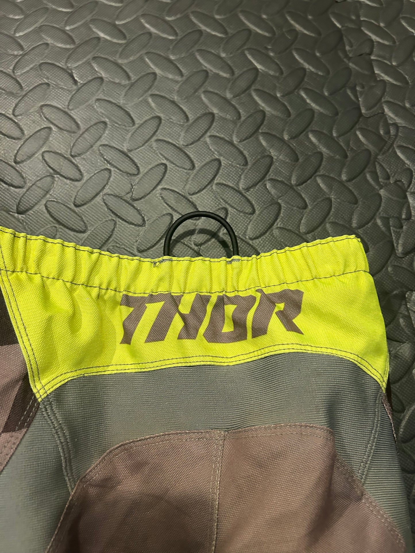 Thor pants 24”