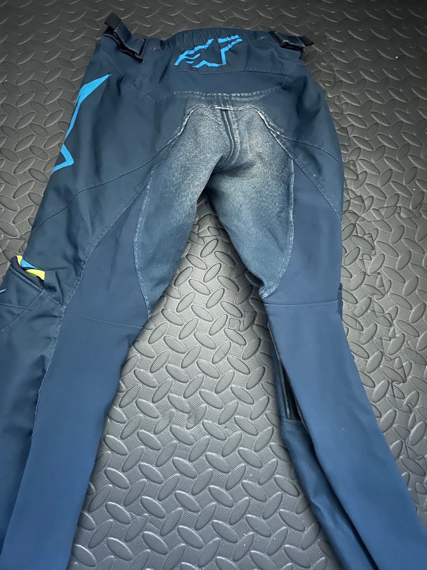 Alpinestars pants 26”