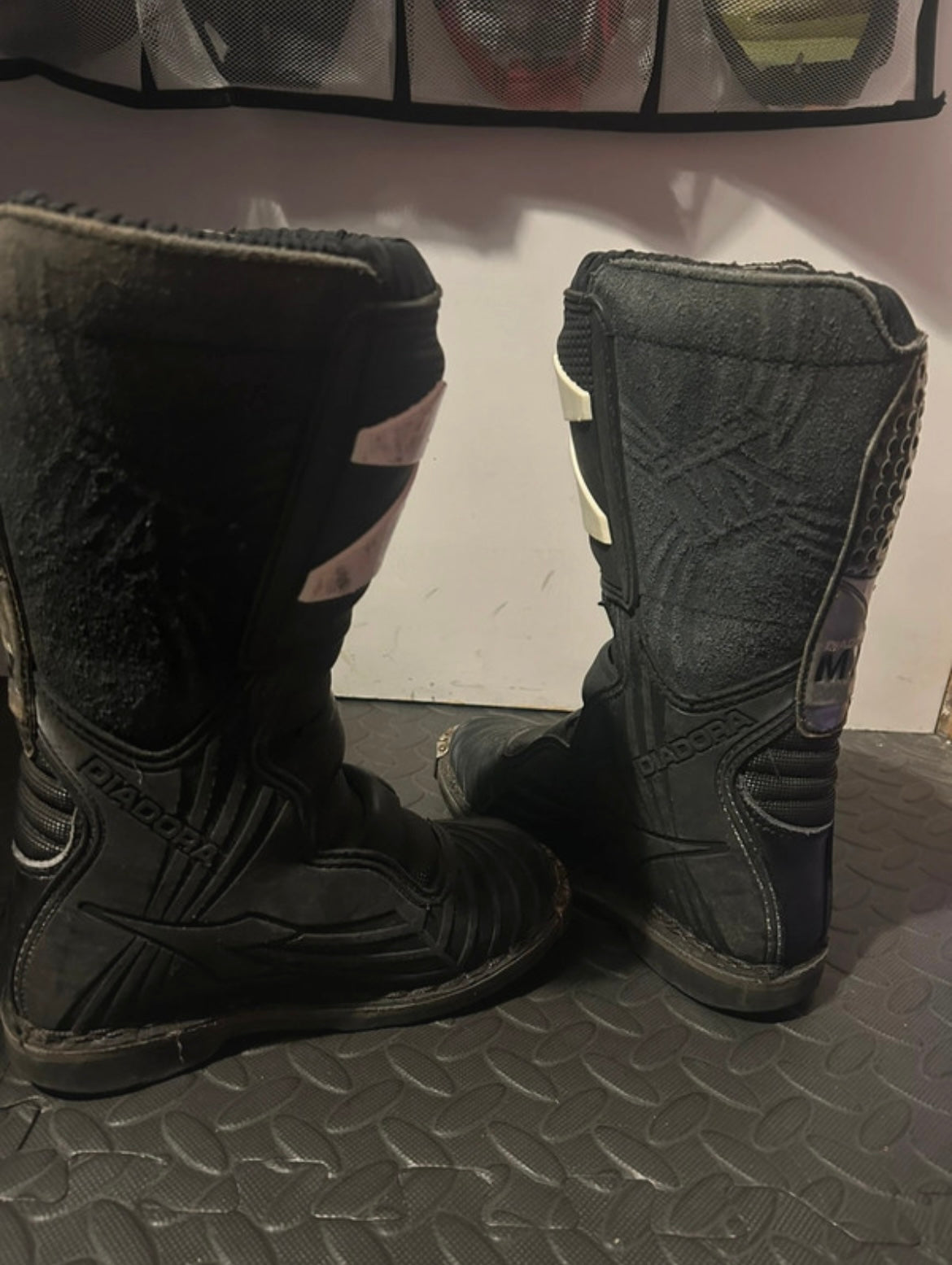 Diadora boots