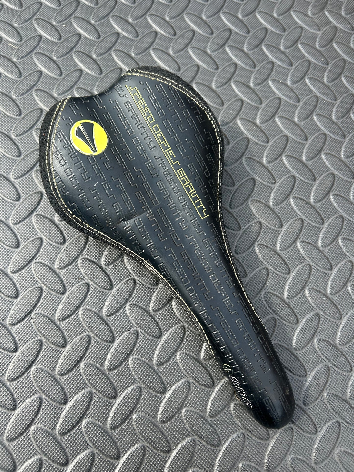 Sdg saddle