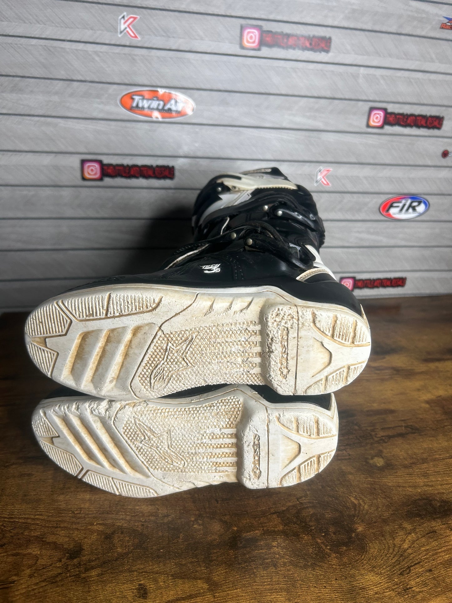 Alpinestars tech 3s uk1