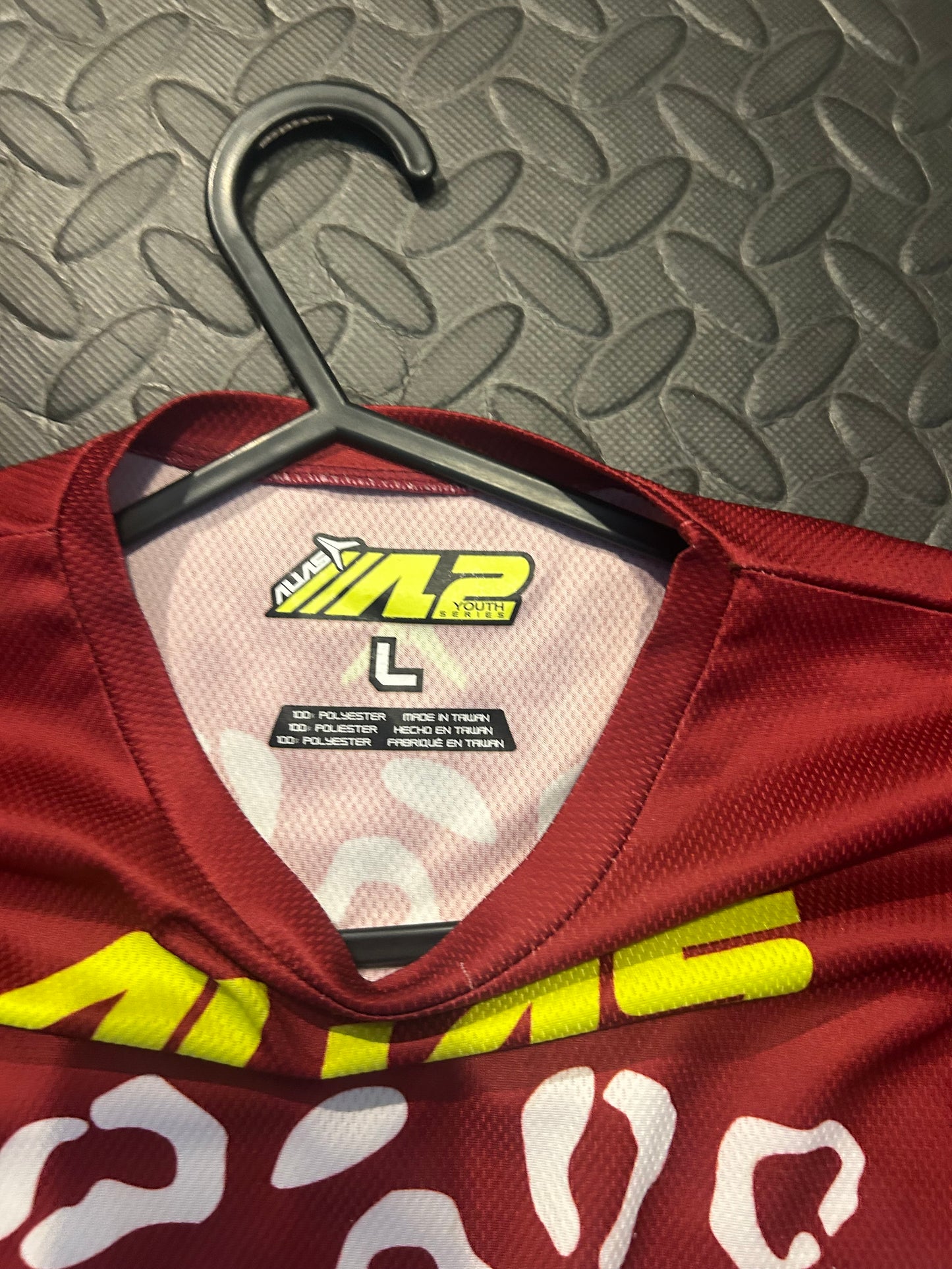Alias jersey YL