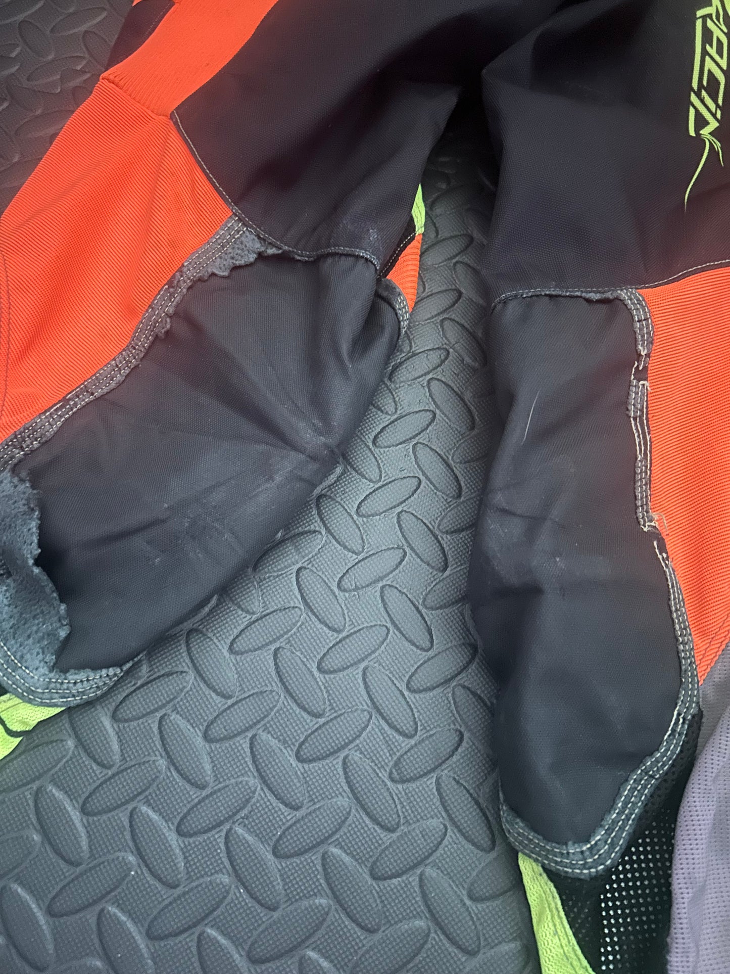 Fly pants 32”