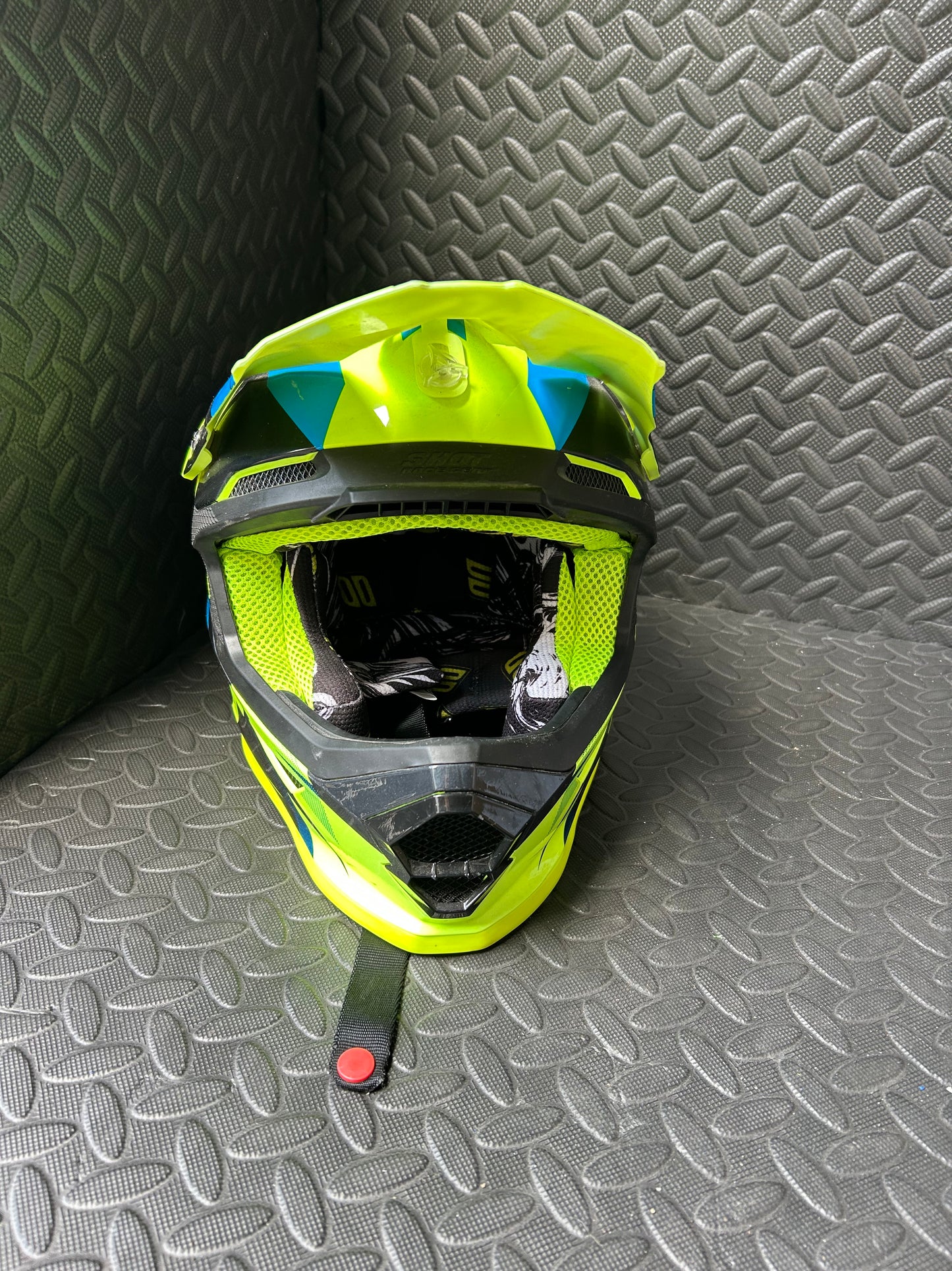 Shot helmet 48-50cm