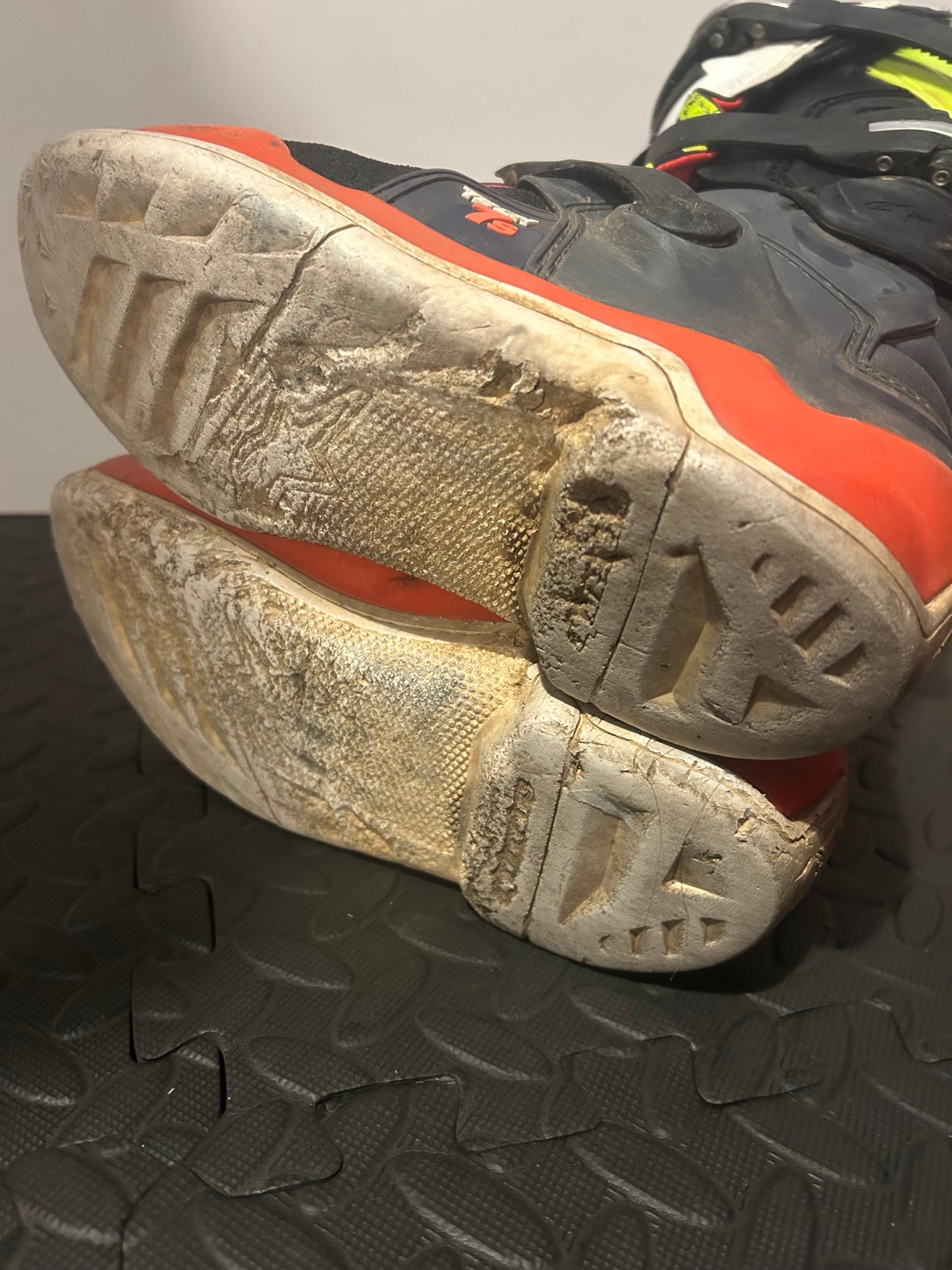 Alpinestars tech 7 UK3