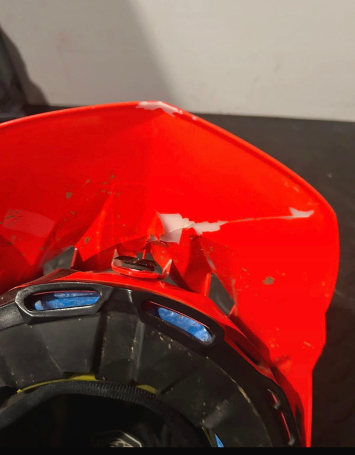 Troy Lee helmet YM