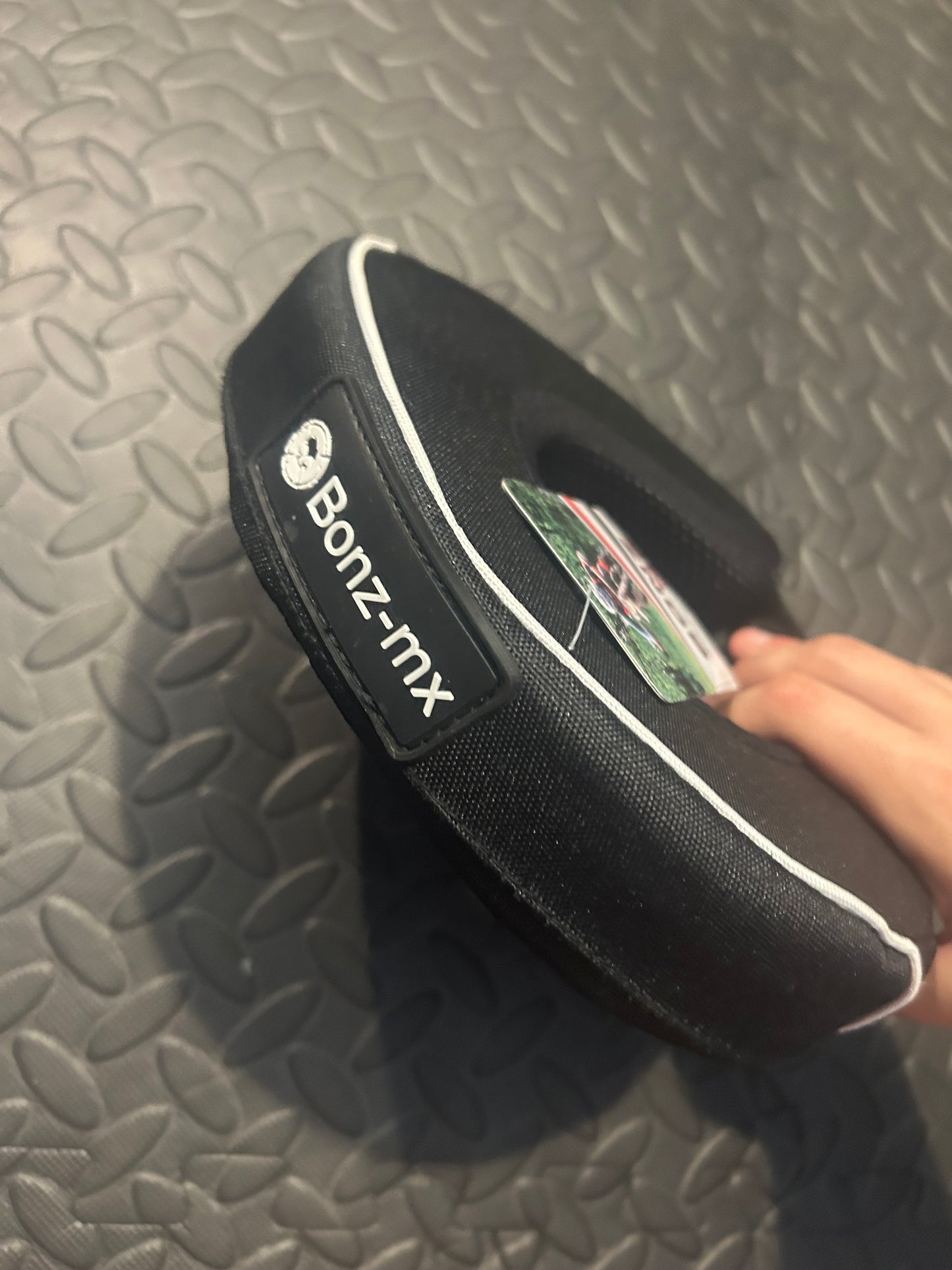 Bonz mx neck roll
