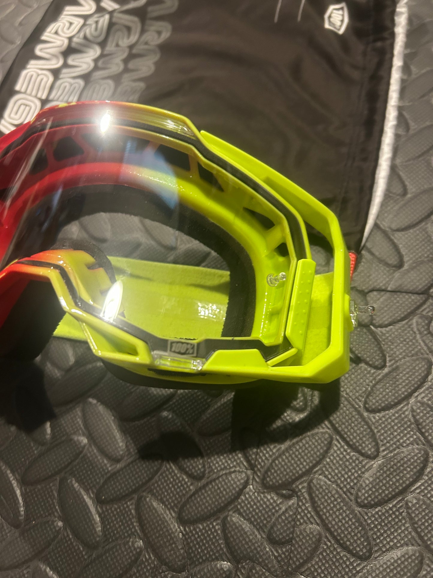 100% armega goggles