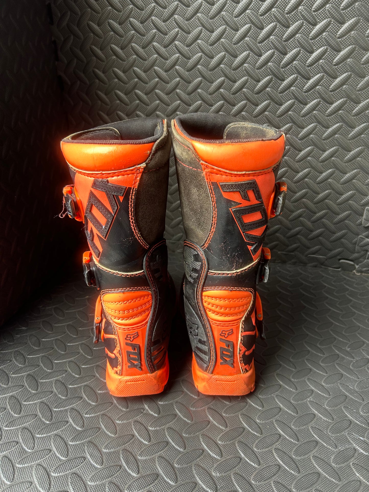 Fox boots uk3