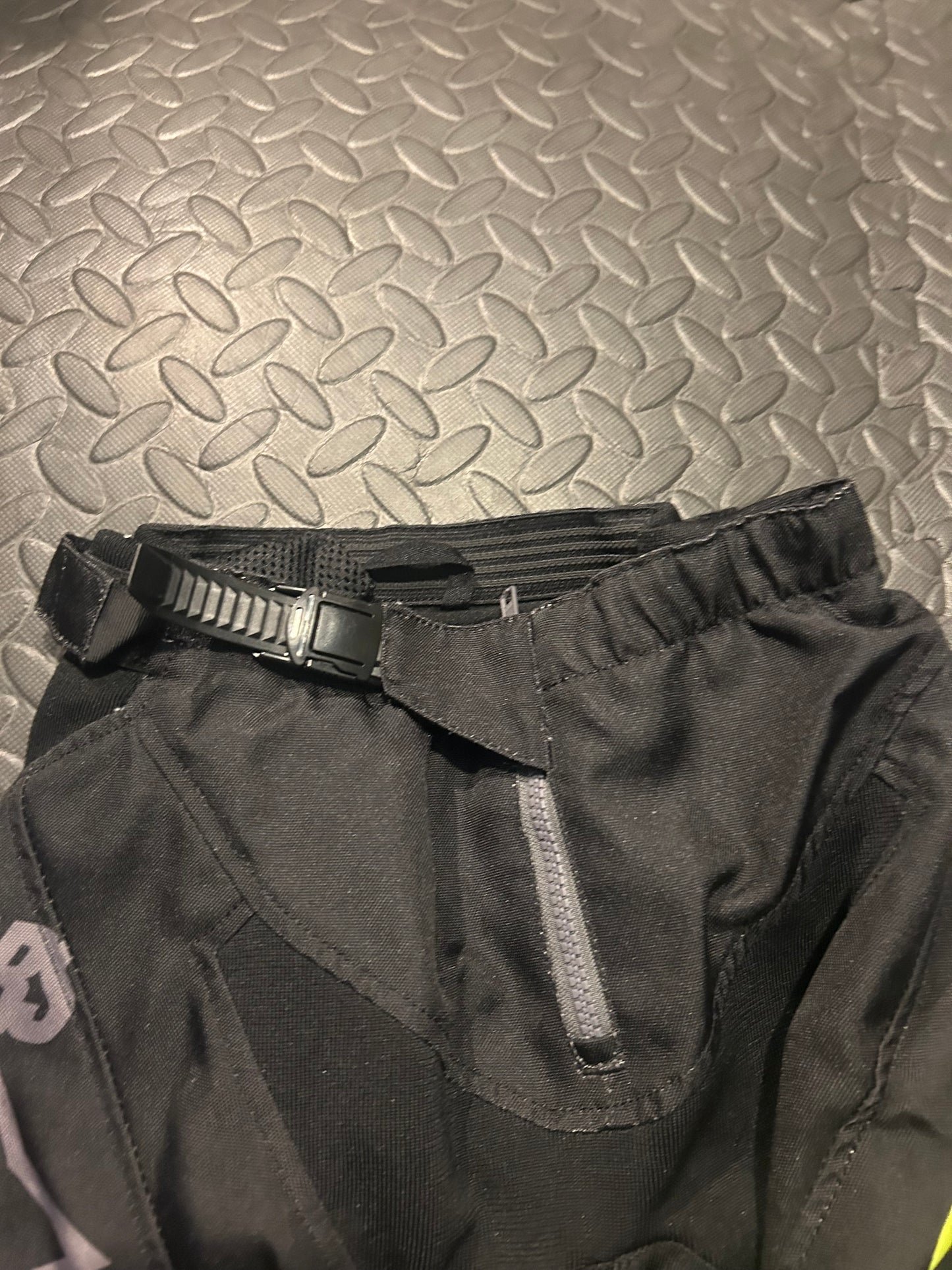 Alpinestars pants 24”