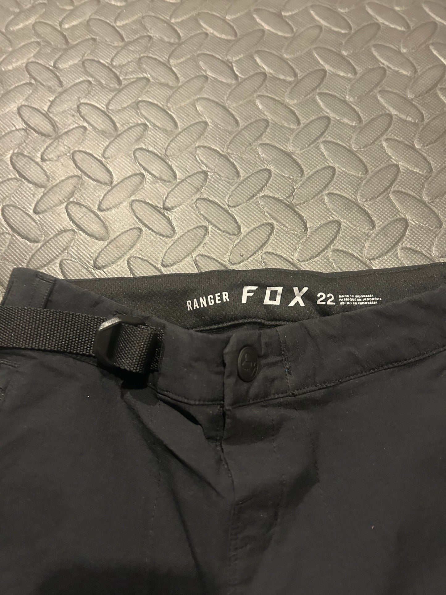 Fox pants 22”