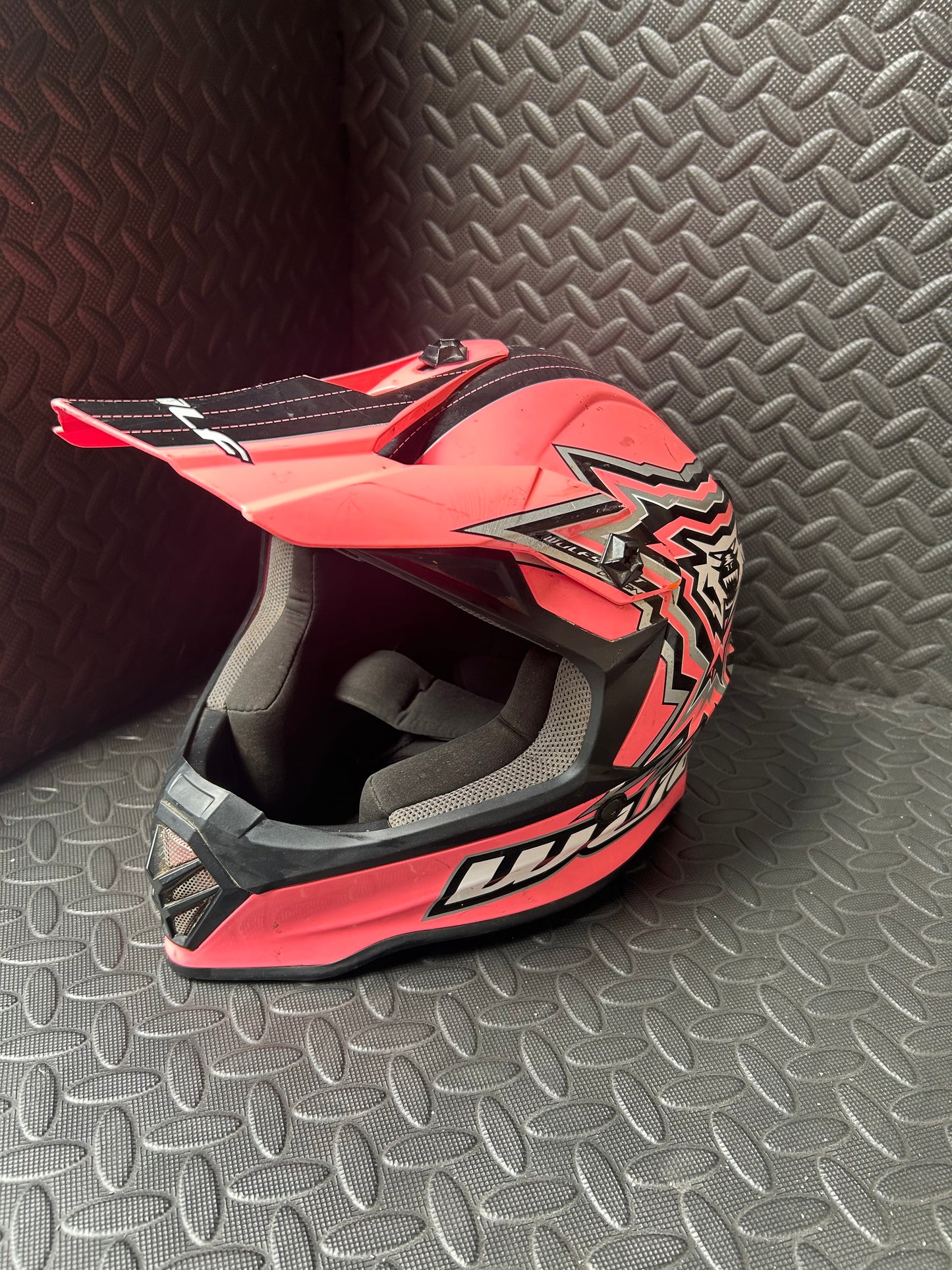 Wulfsport helmet 51-52cm