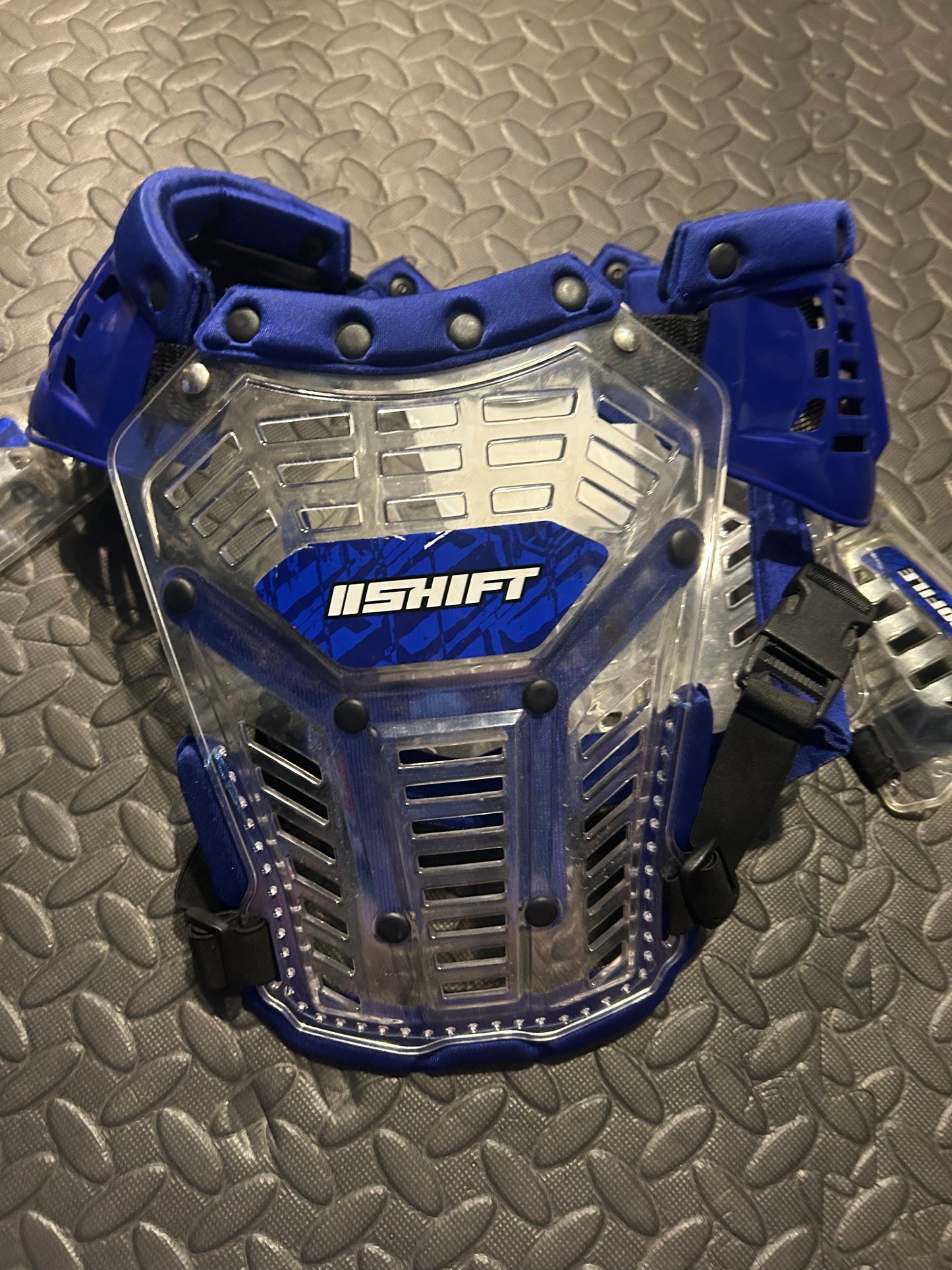 Shift body armour YL