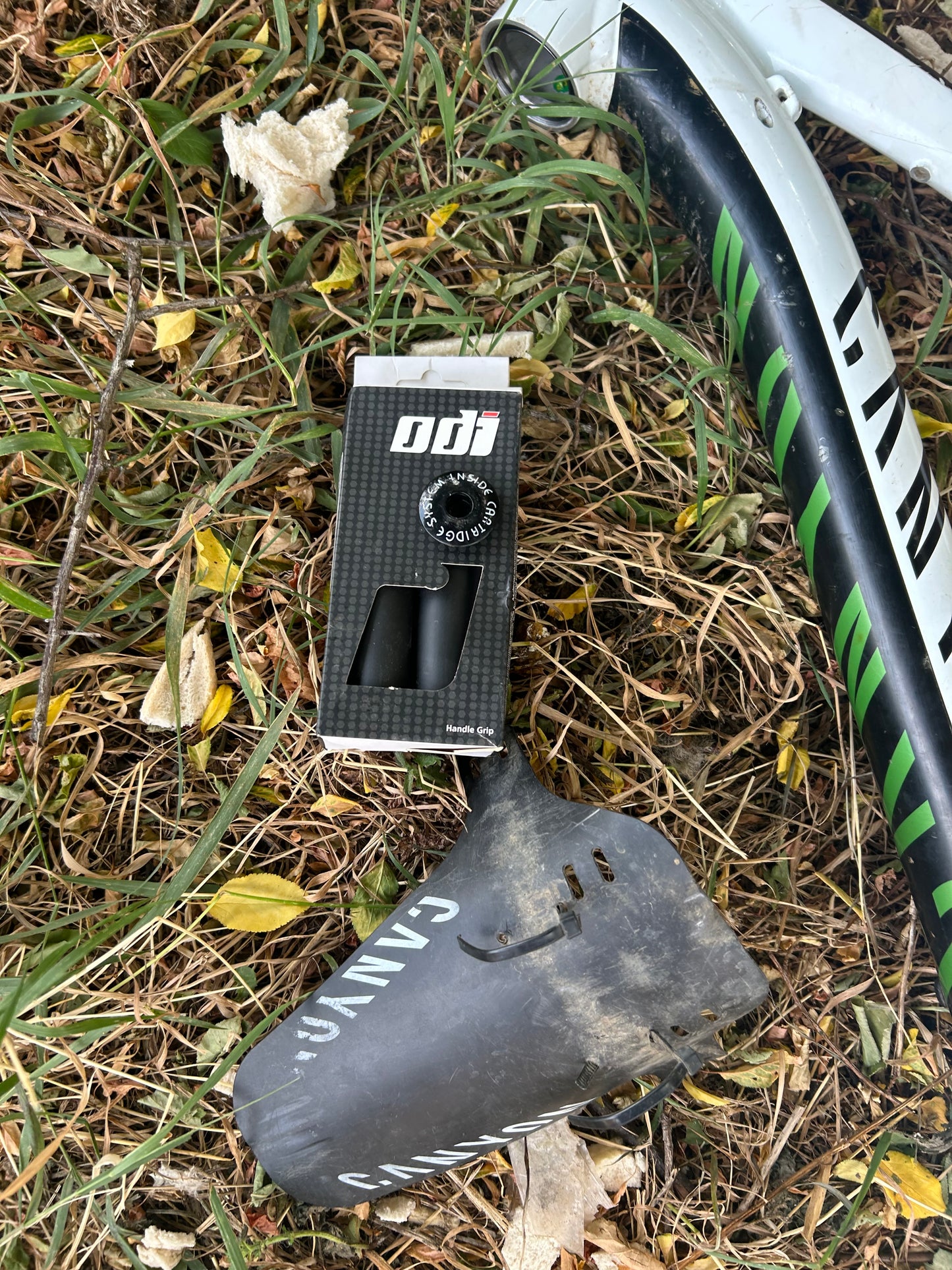 Canyon full suspension frame