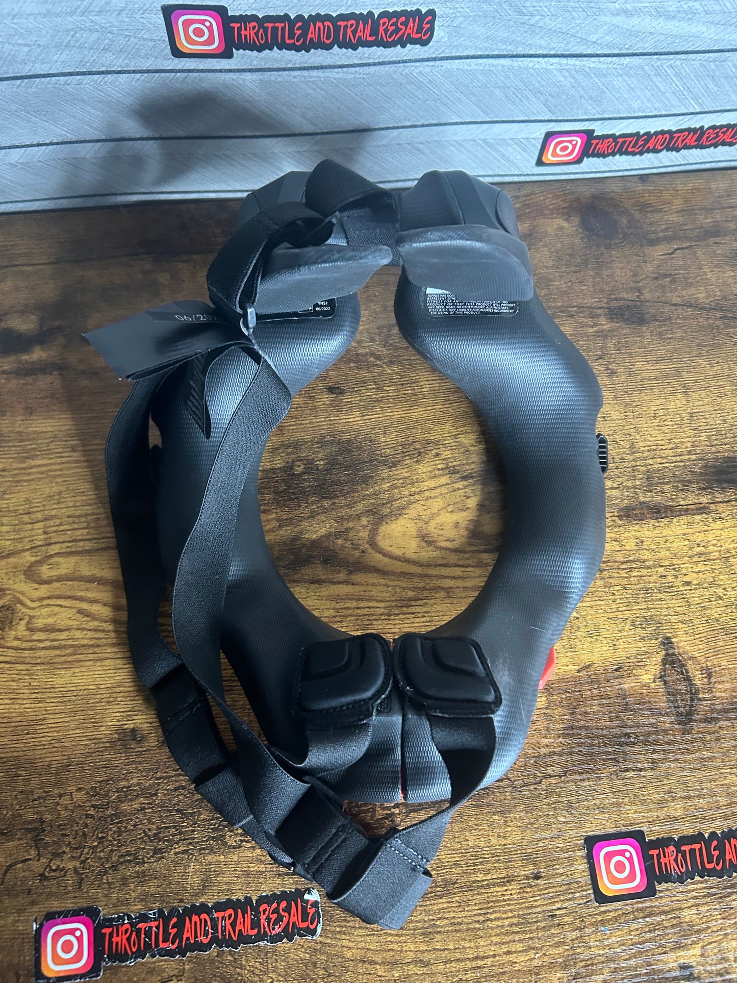 alpinestars neck brace youth