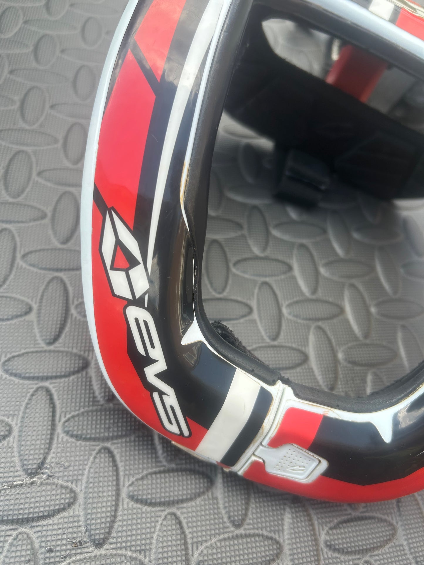 Evs youth neck brace