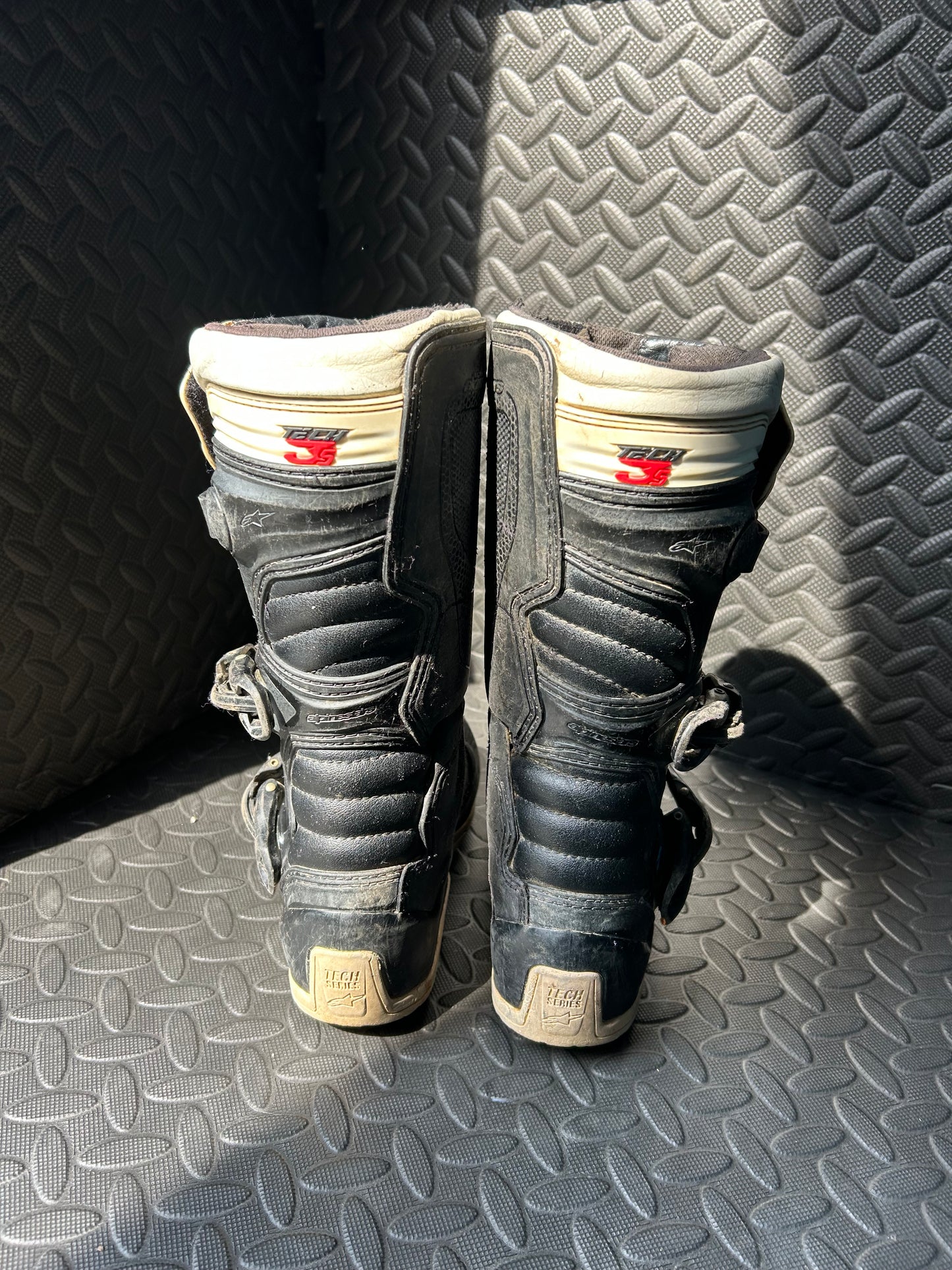 Alpinestars tech 3 uk2