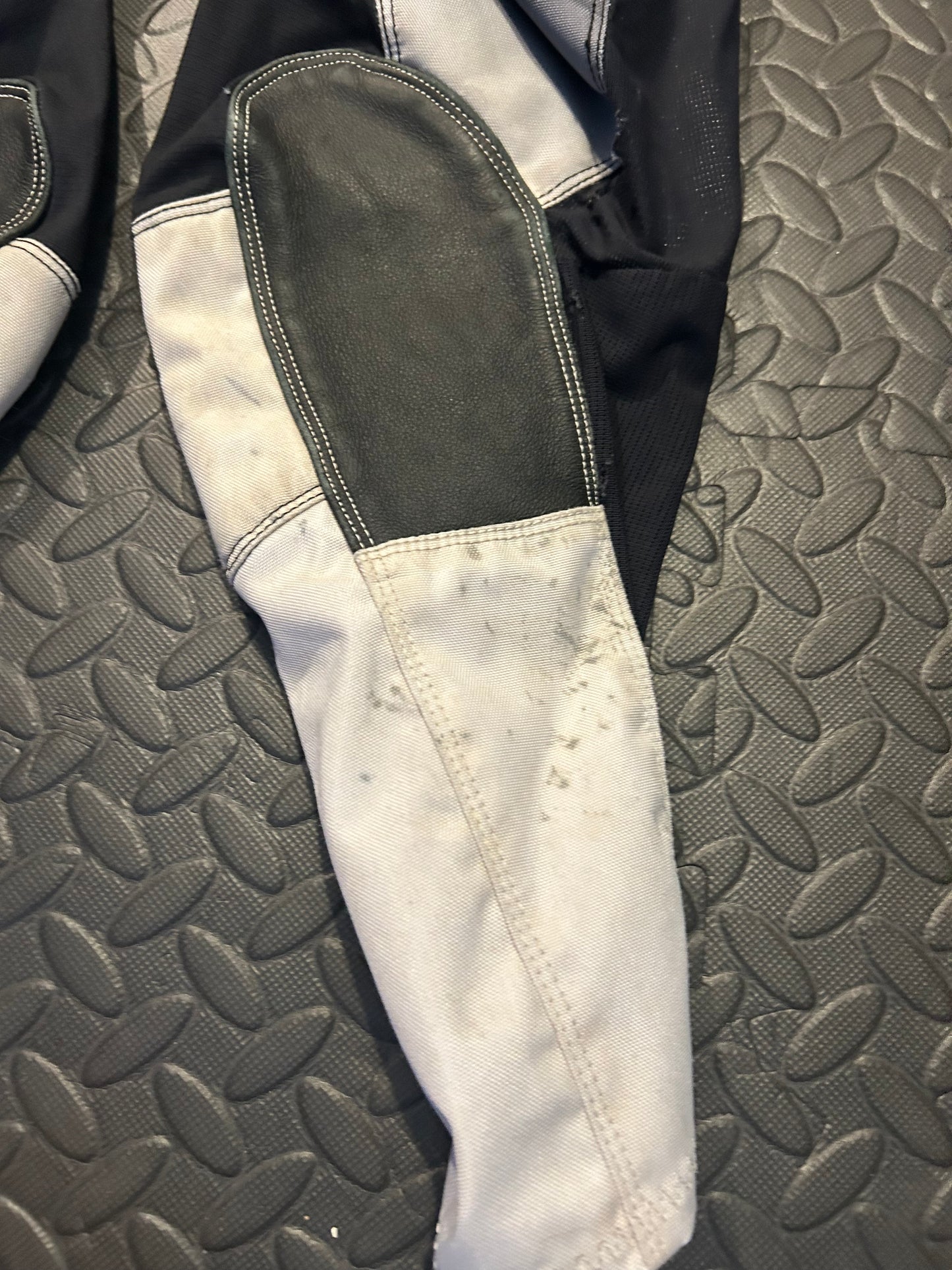 Fox pants 24”