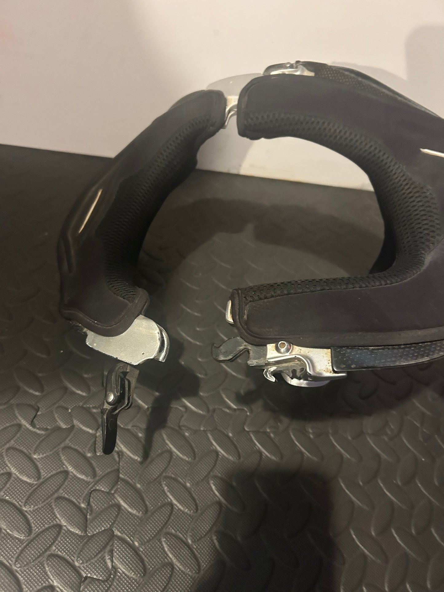 Leatt motogpx neck brace