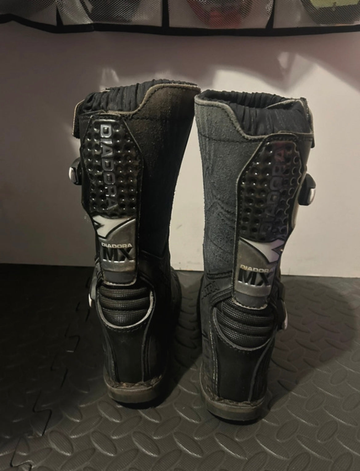 Diadora boots