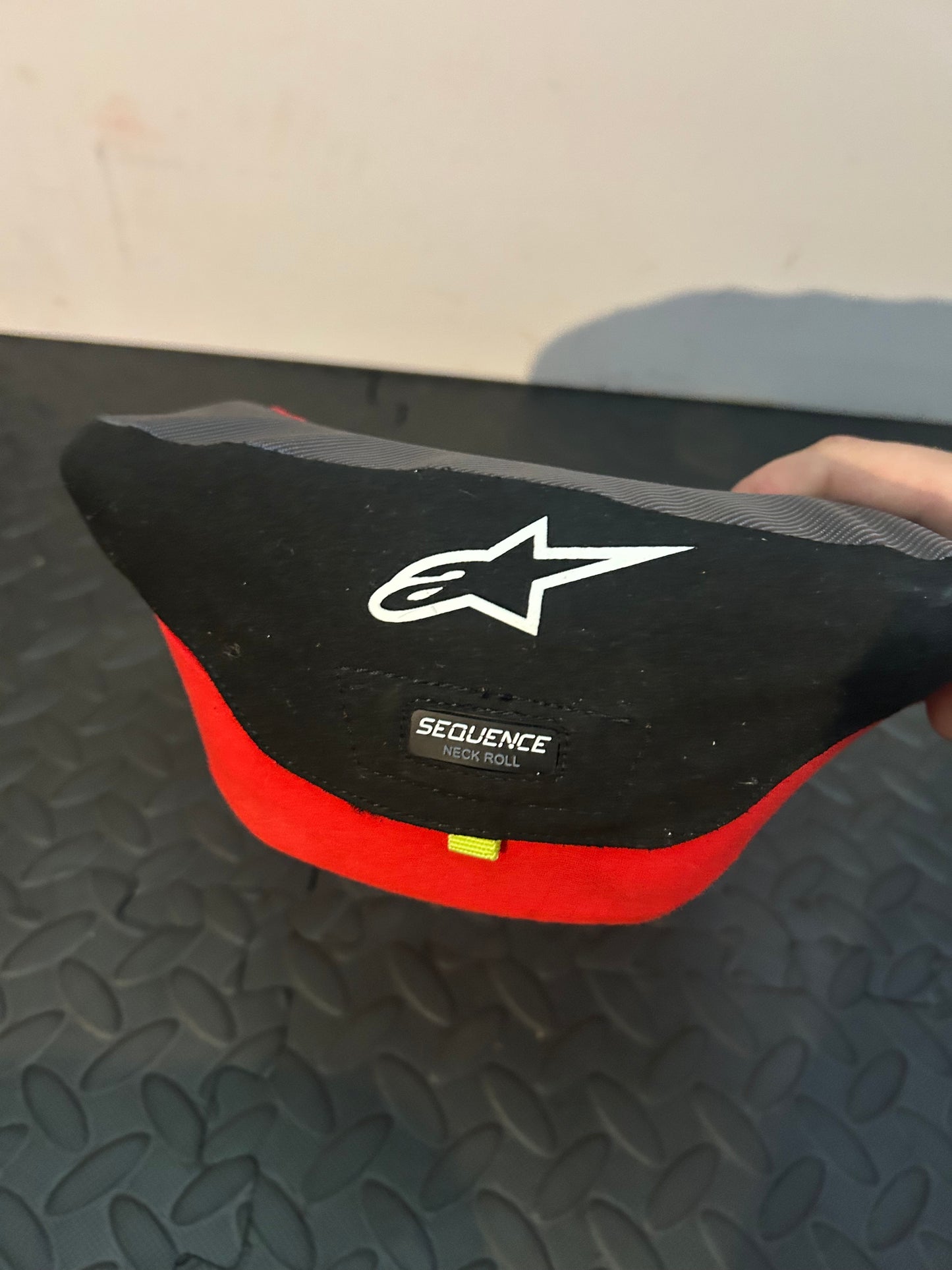 Alpinestars neck roll