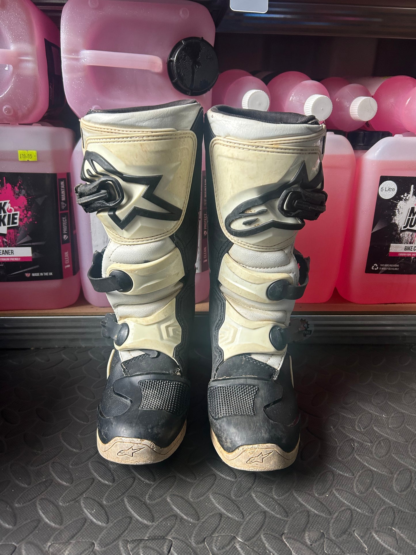 Alpinestars tech 3 uk1
