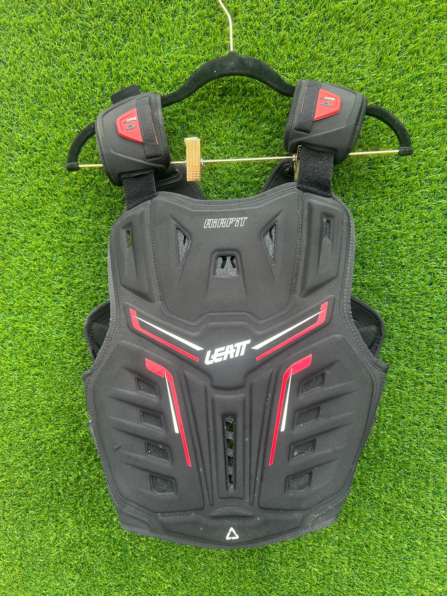leatt chest protector m/l