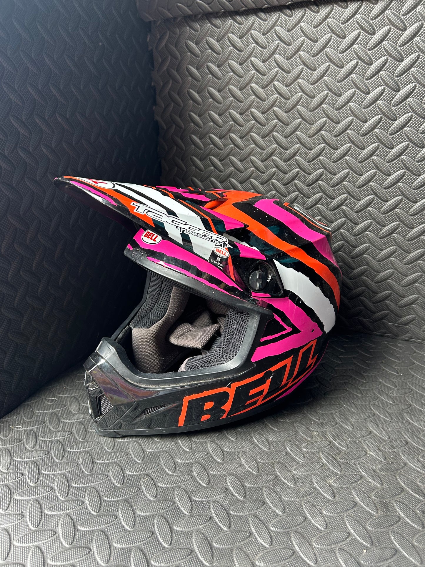 Bell mx9 tagger helmet 57-58cm