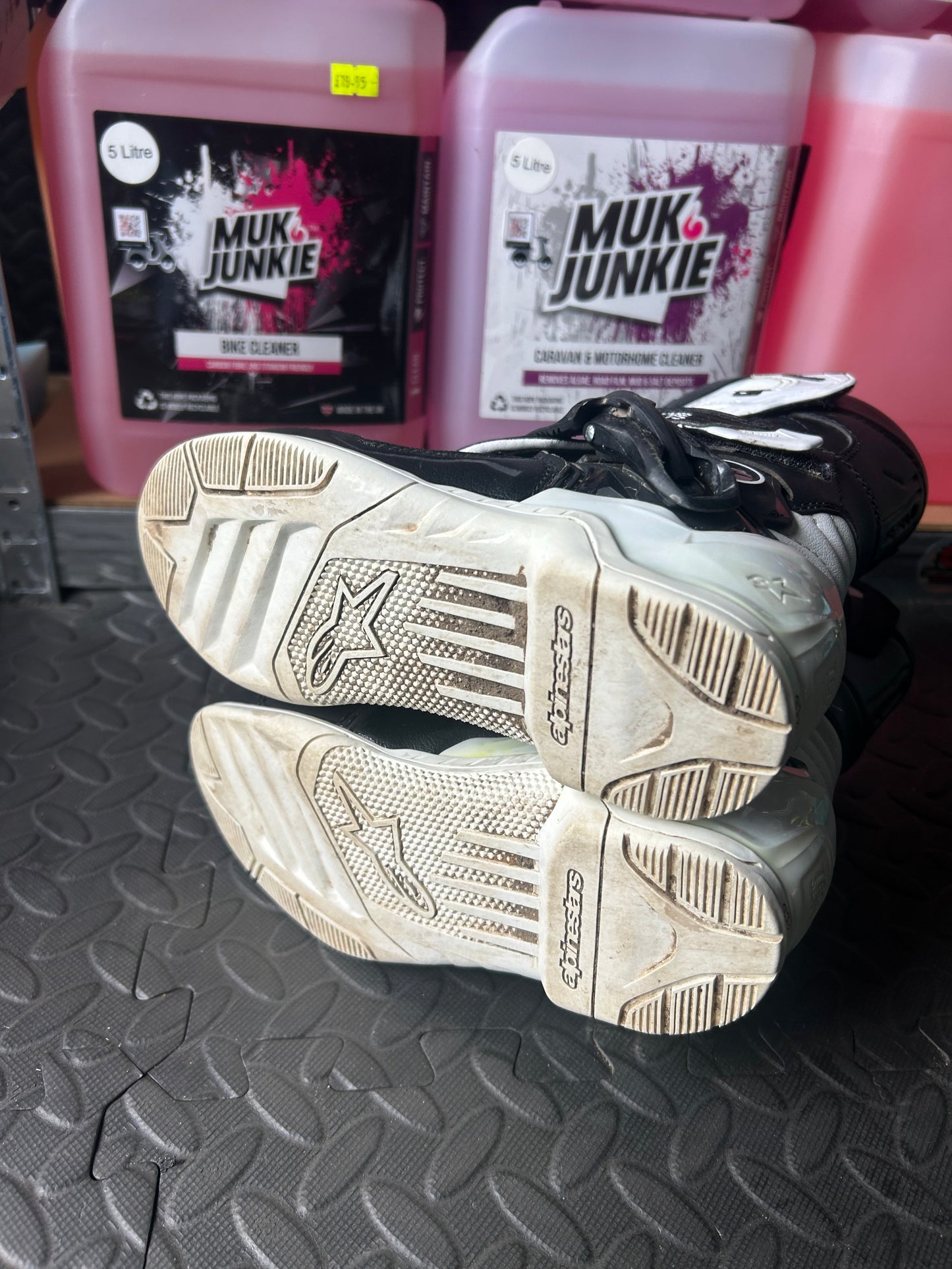 Alpinestars tech 3 kids boot UKJ13 us1