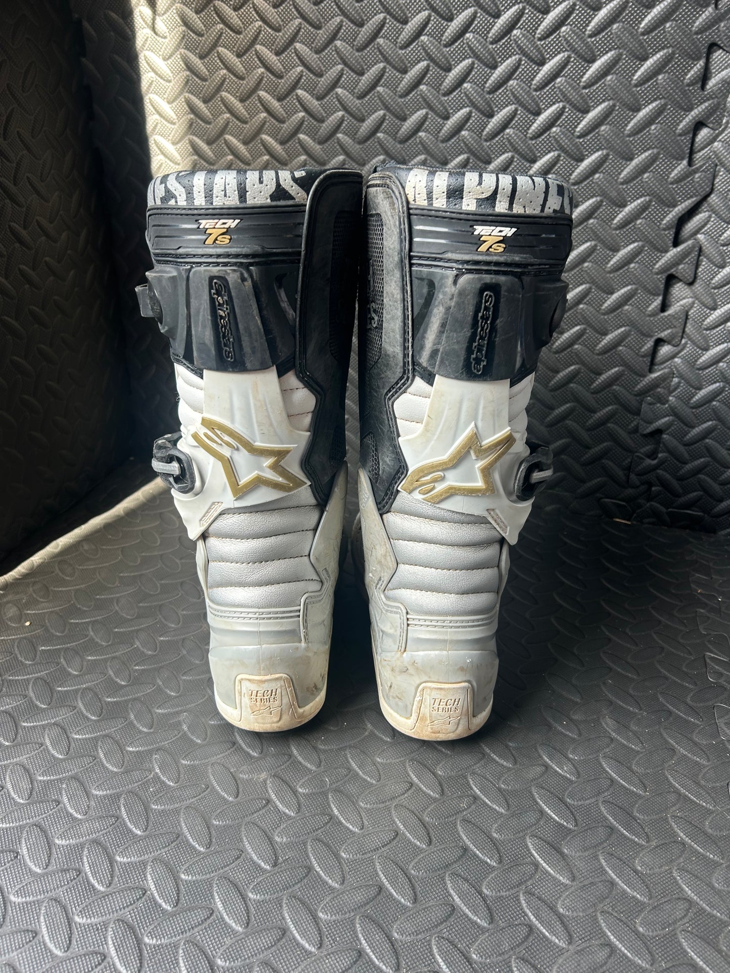Alpinestars tech 7 uk6