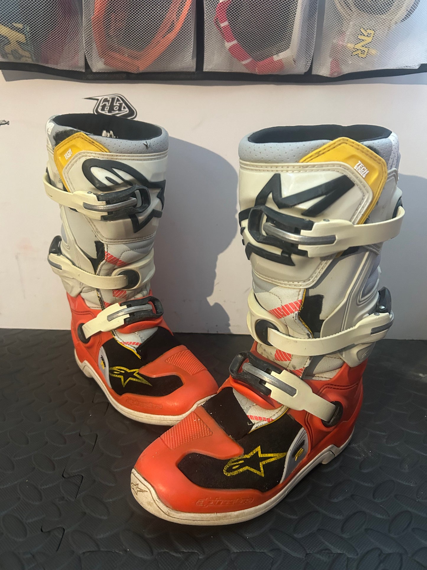 Alpinestars tech 7 UK4