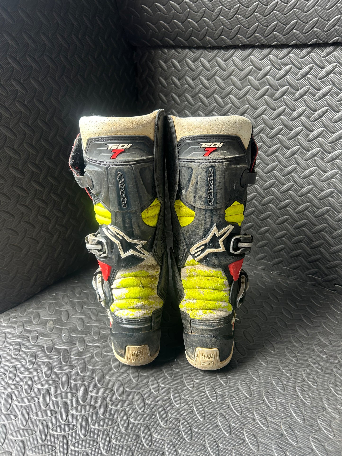 Alpinestars tech 7 uk7