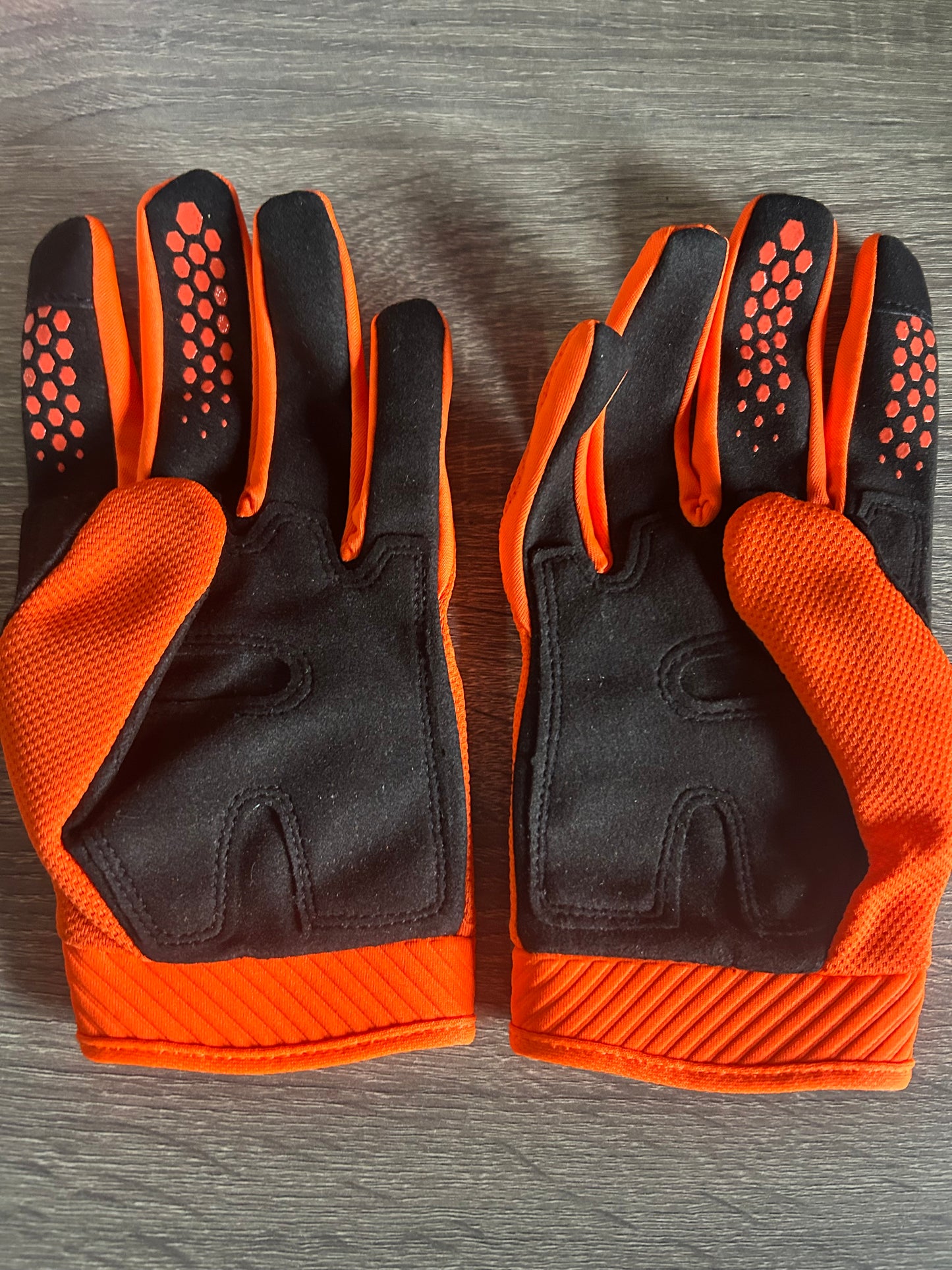 Seven gloves small