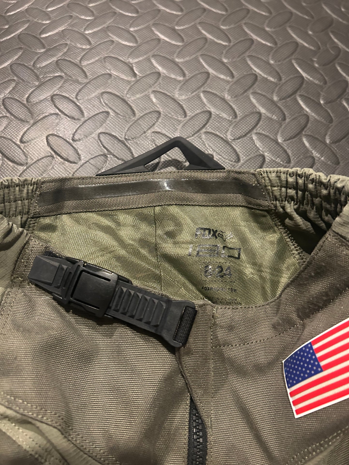 Fox pants 24”