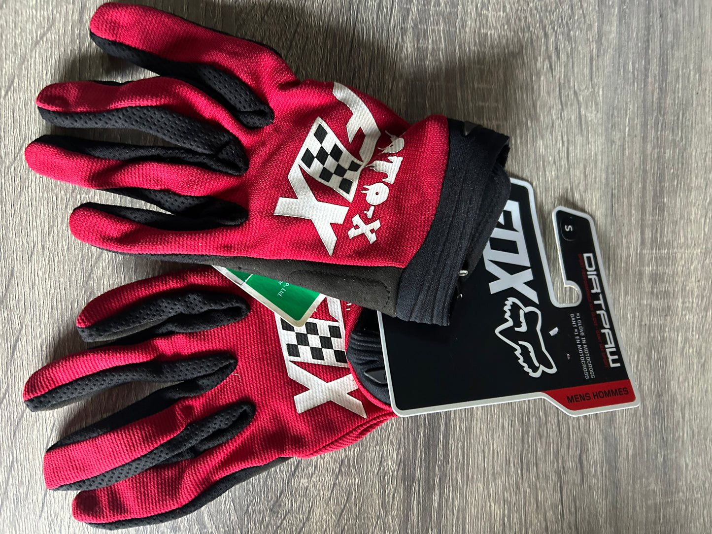 new fox gloves small