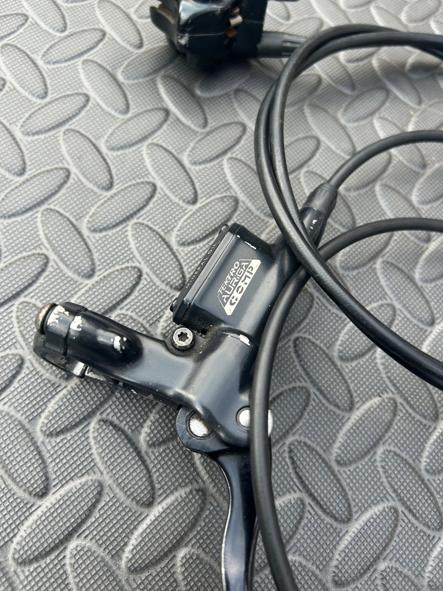 Shimano hydraulic brakes front and rear