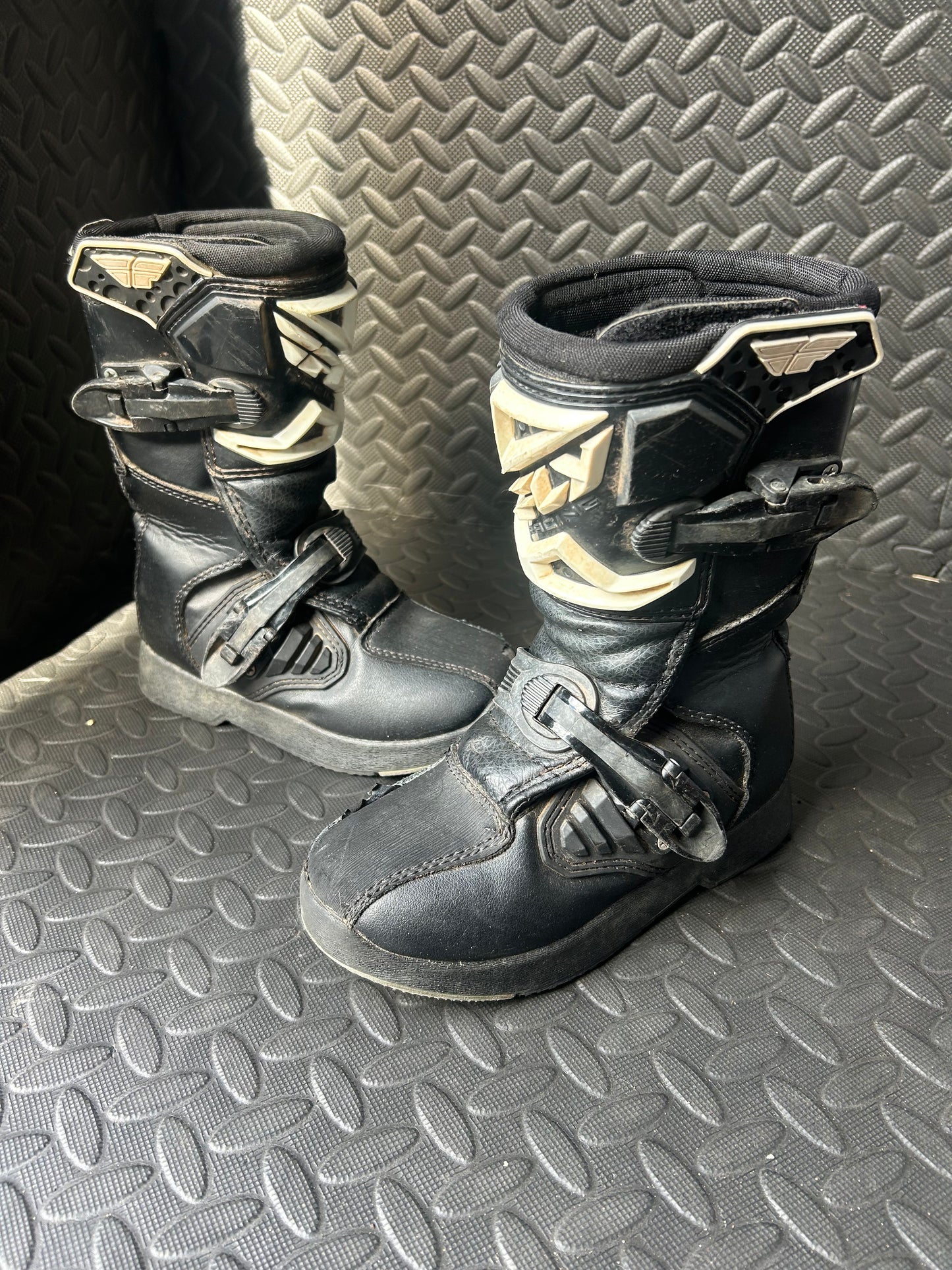 Fly maverick boots uk1/2