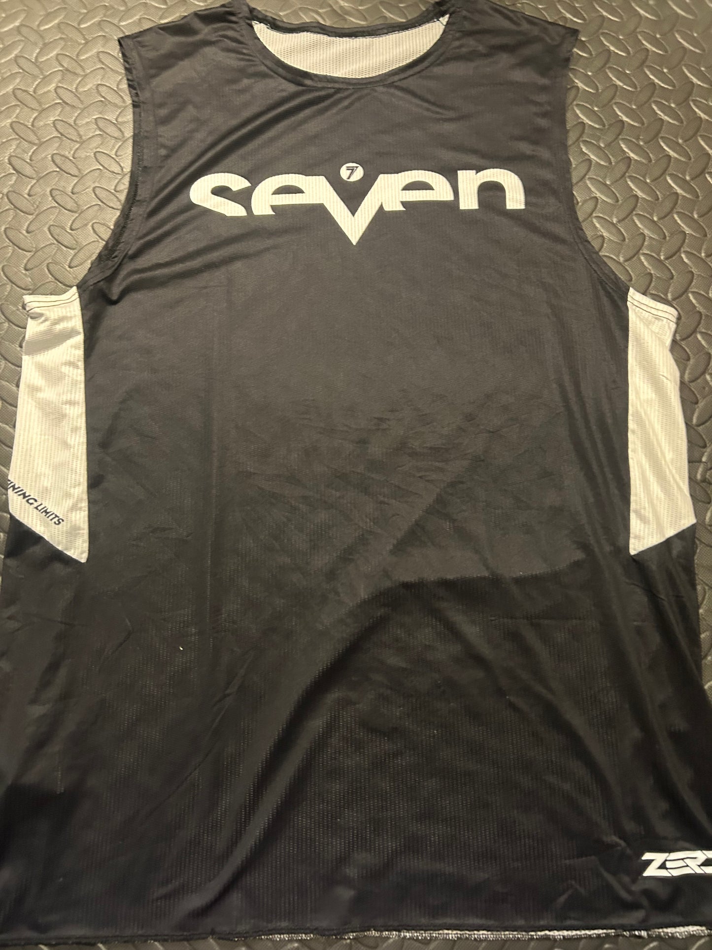 Seven over jersey XL