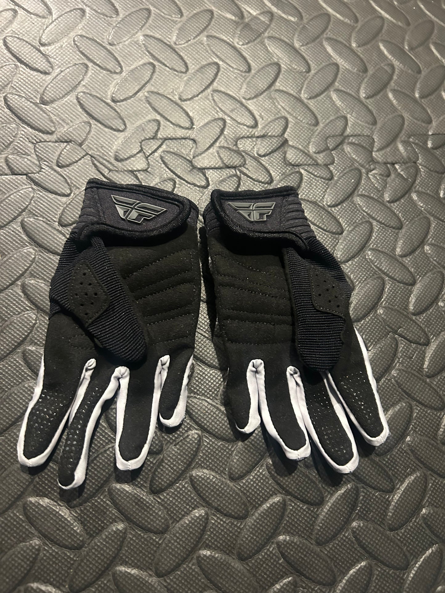 Fly gloves YXS