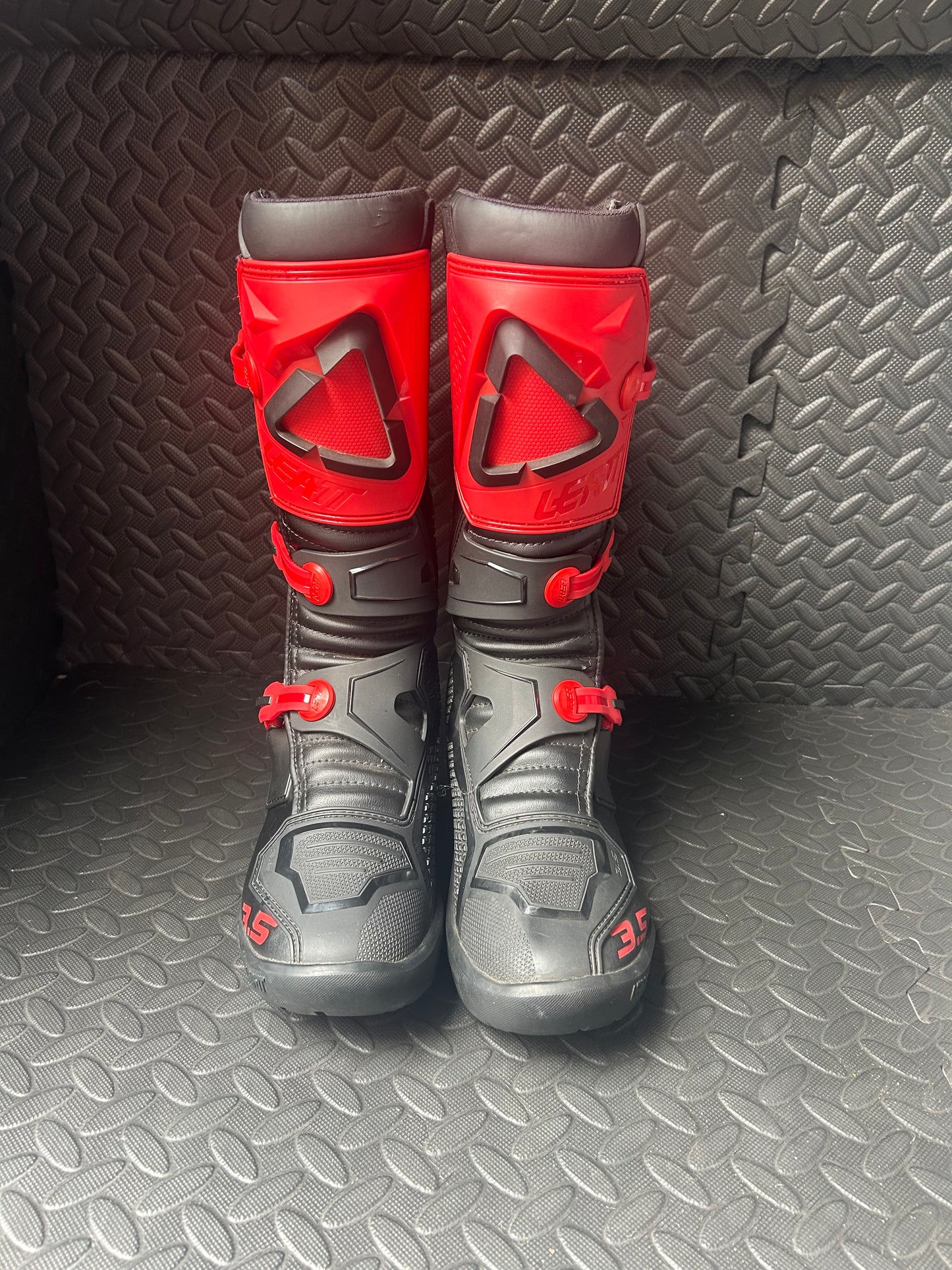 Leatt 3.5 boots uk9