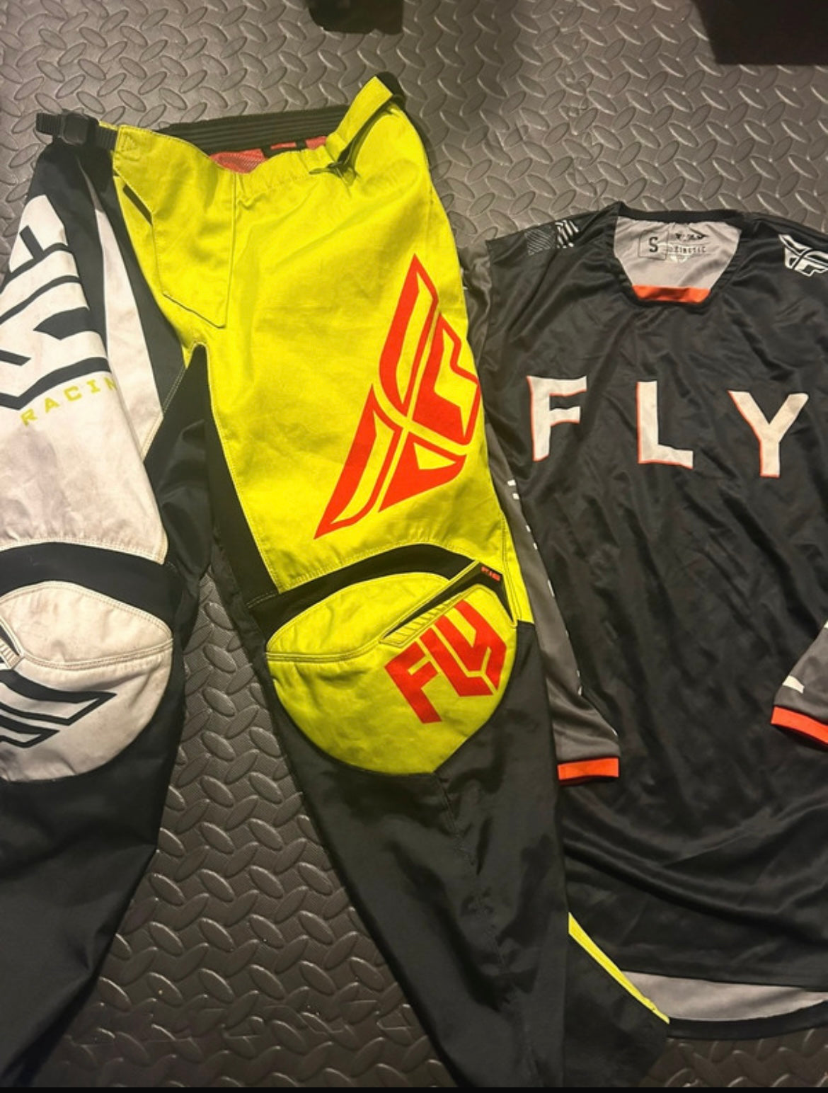 Fly kit S