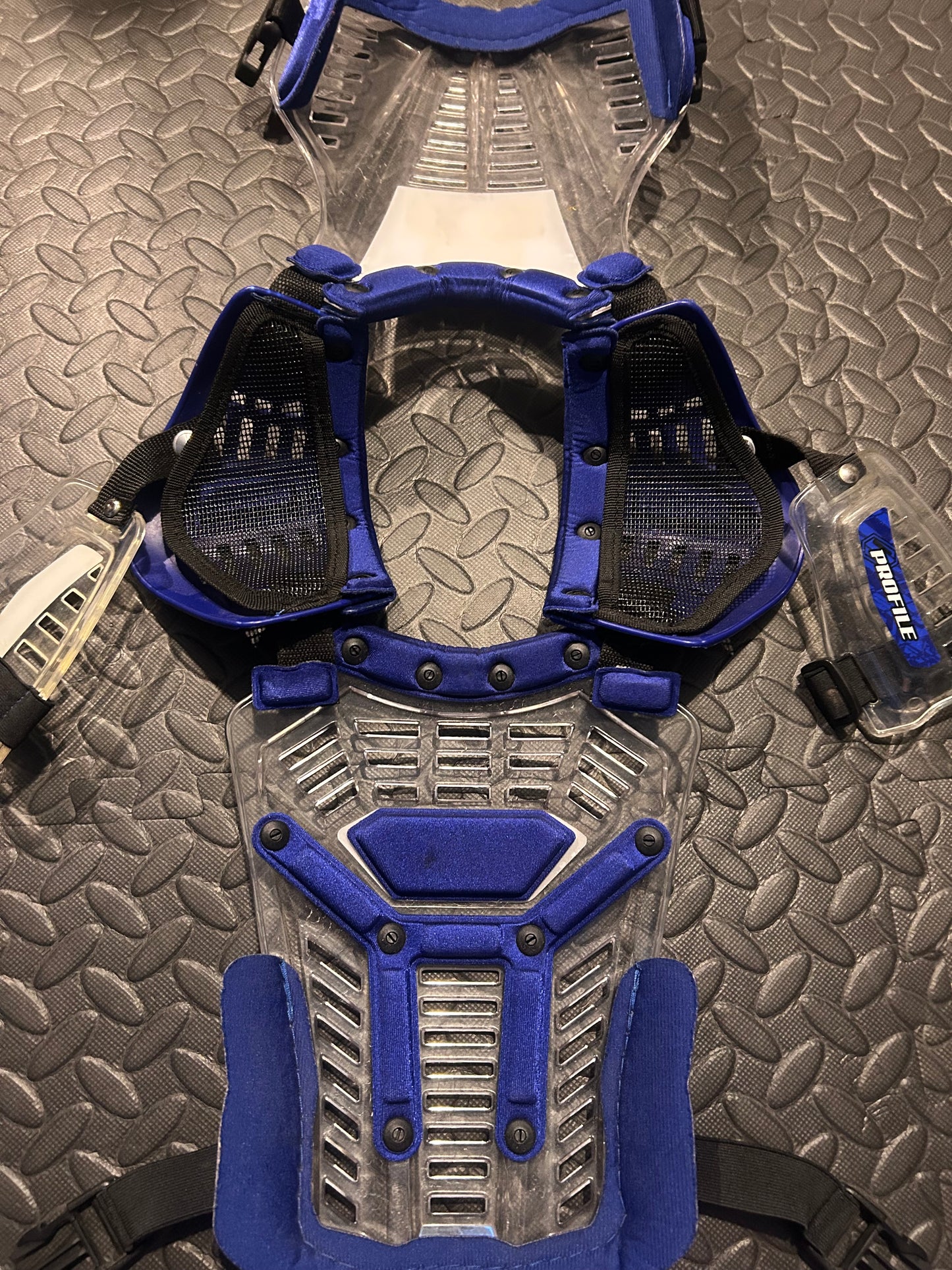 Shift body armour YL