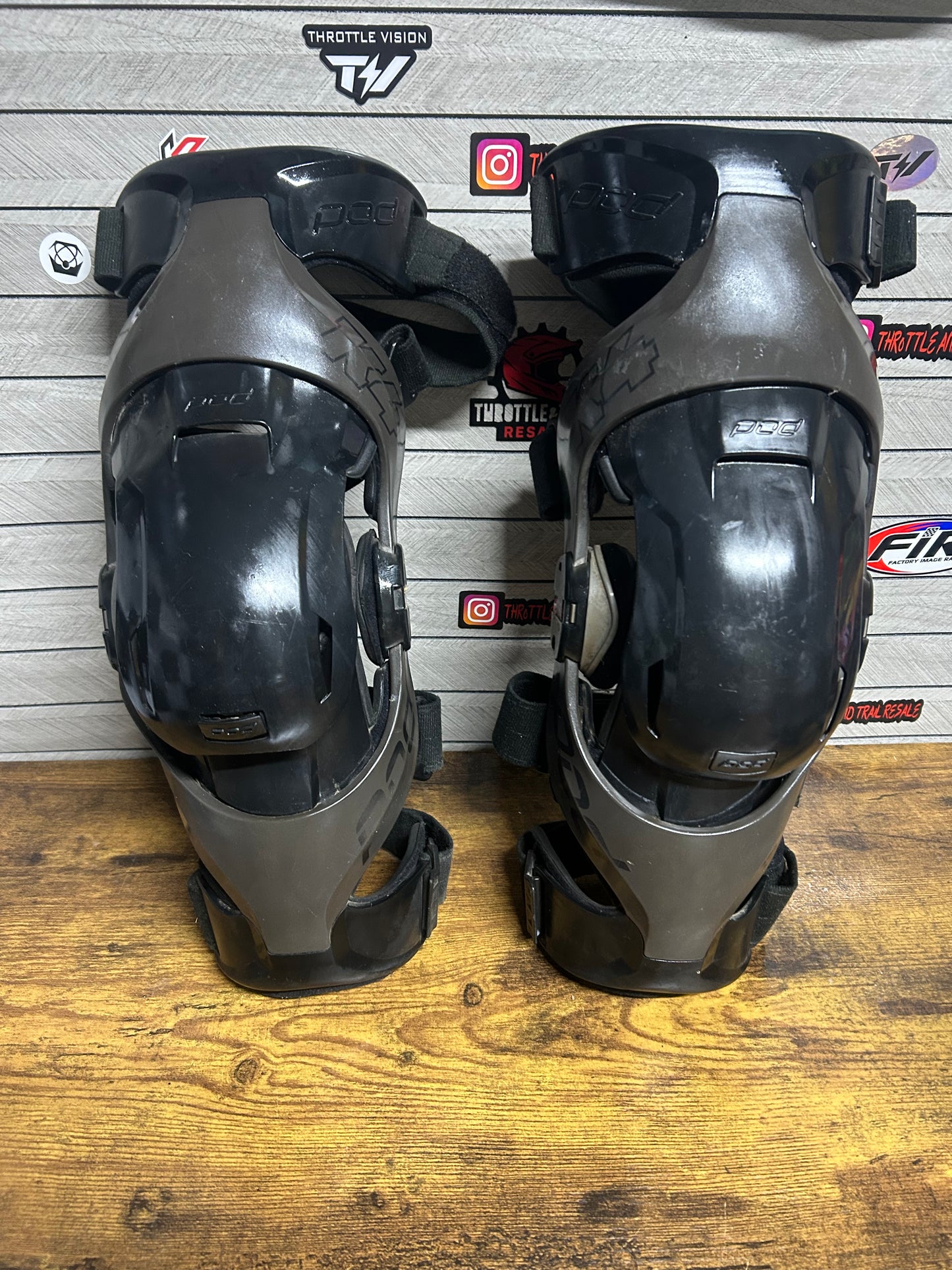 POD k4 knee braces