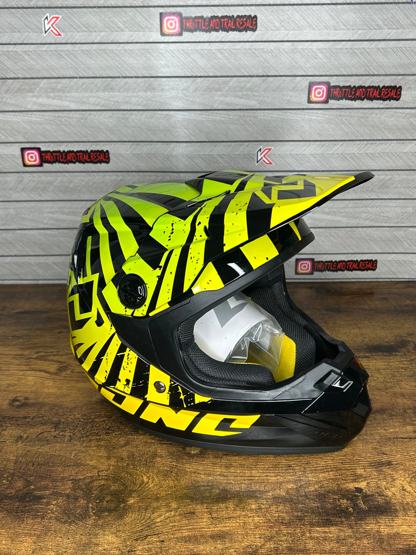NEW one industries helmet 47-48cm