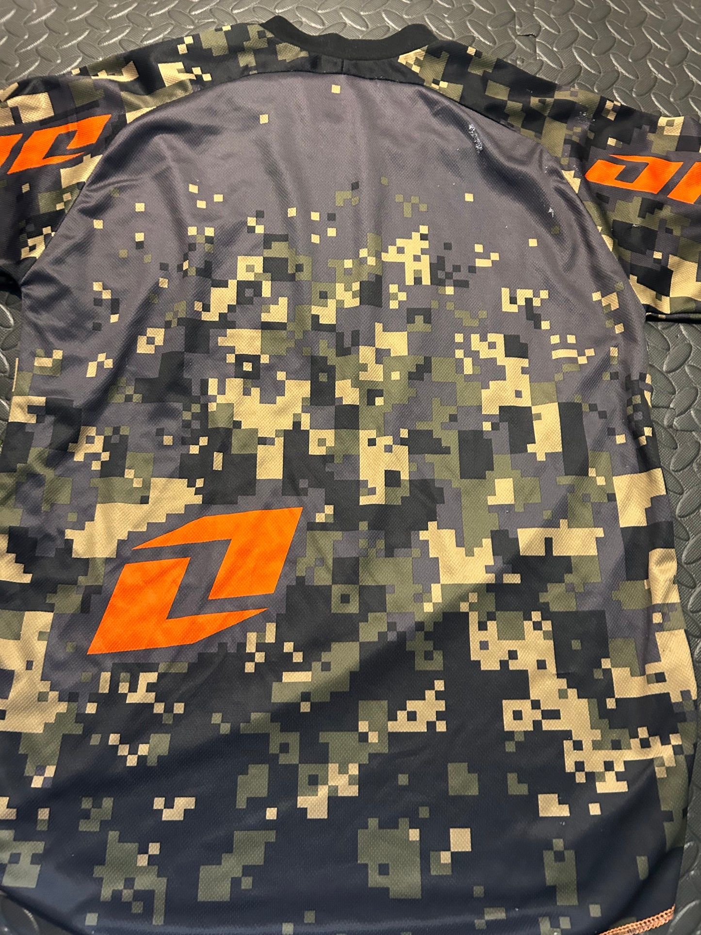 One industries jersey L