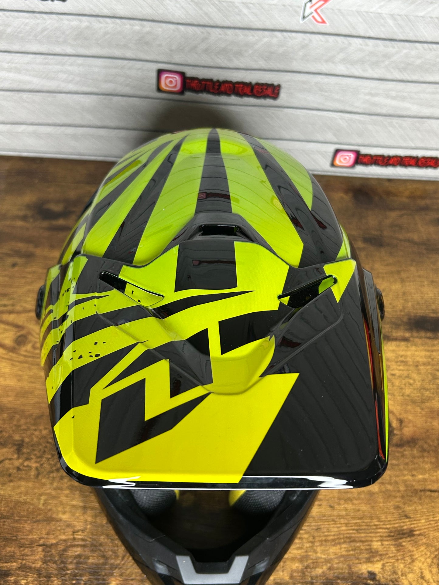 NEW one industries helmet 47-48cm