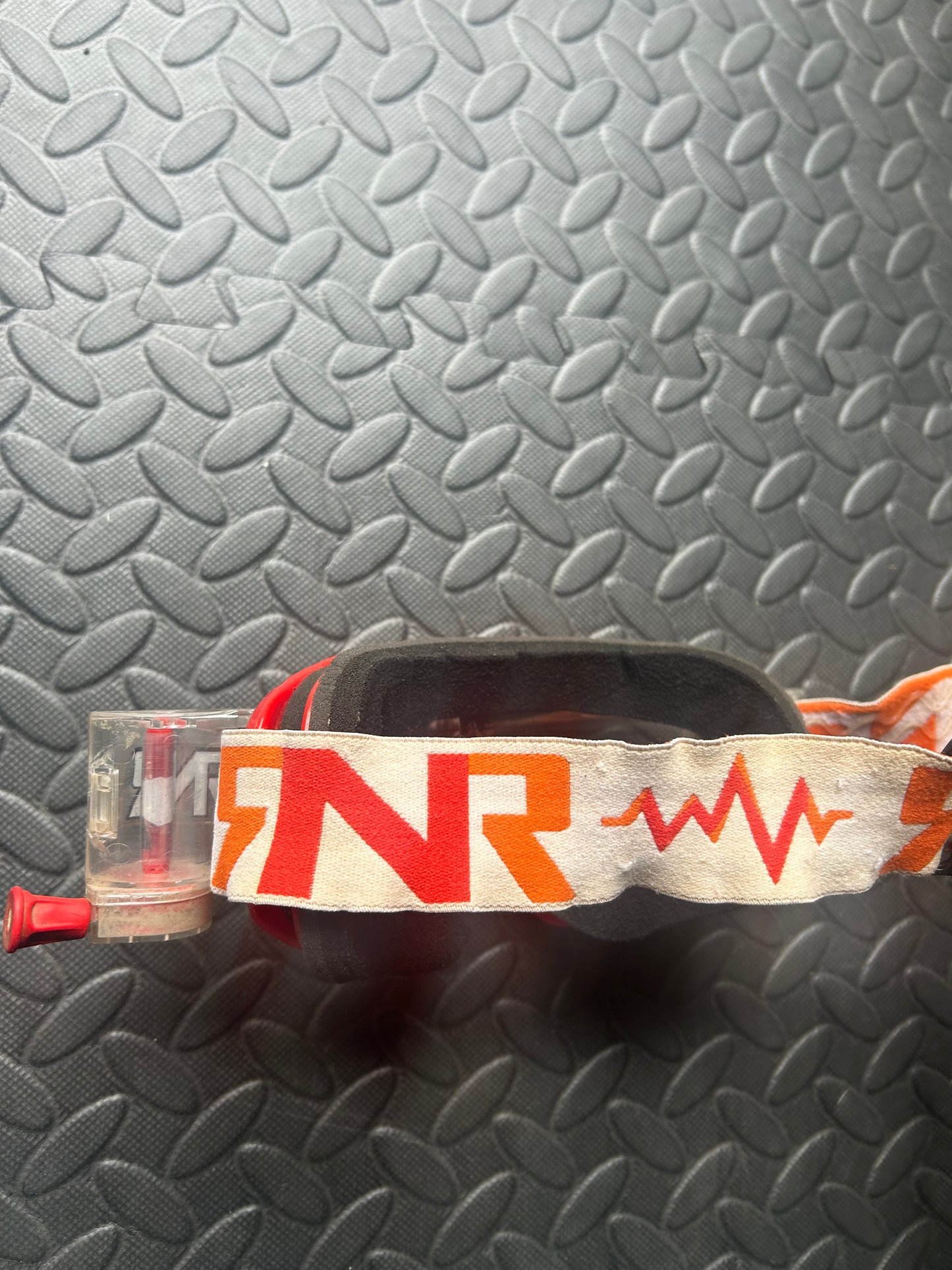 Rip n roll goggles