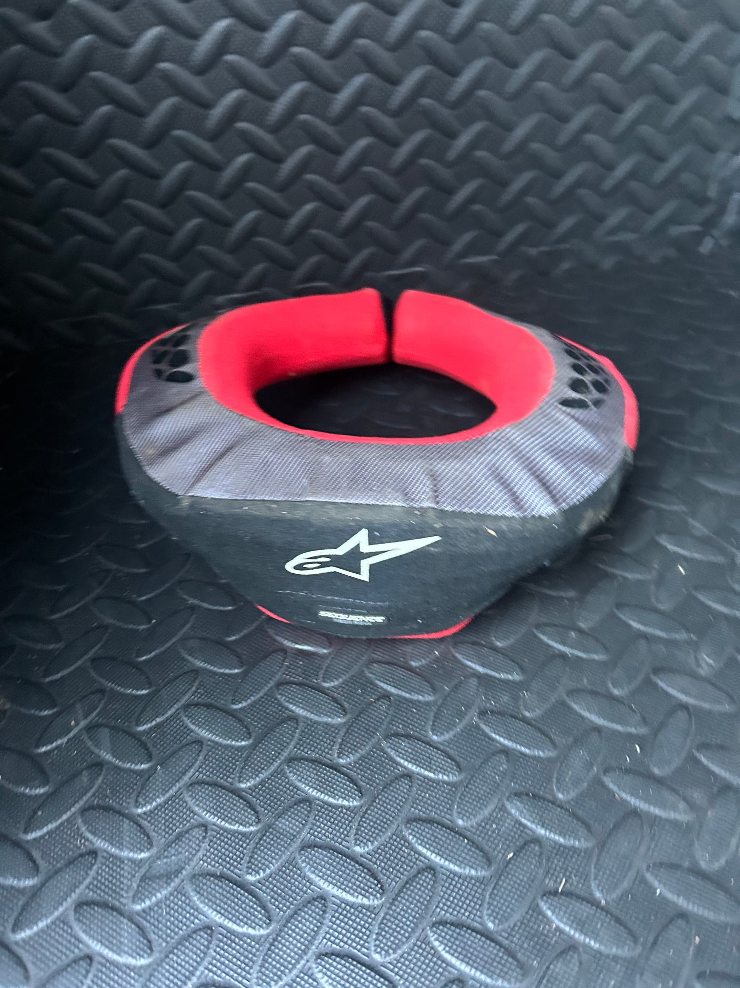 Alpinestars neck brace youth