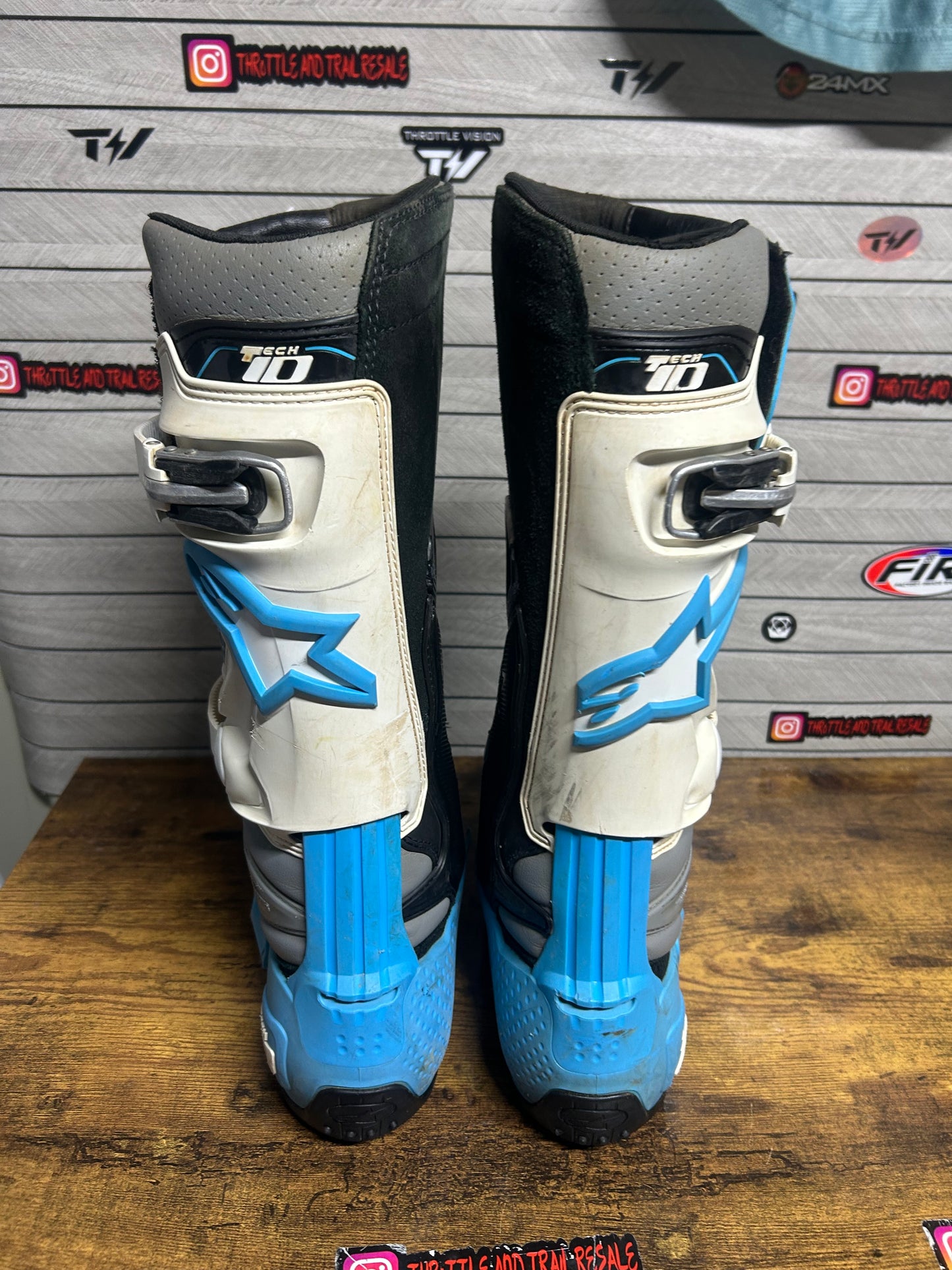 alpinestars tech 10 uk9