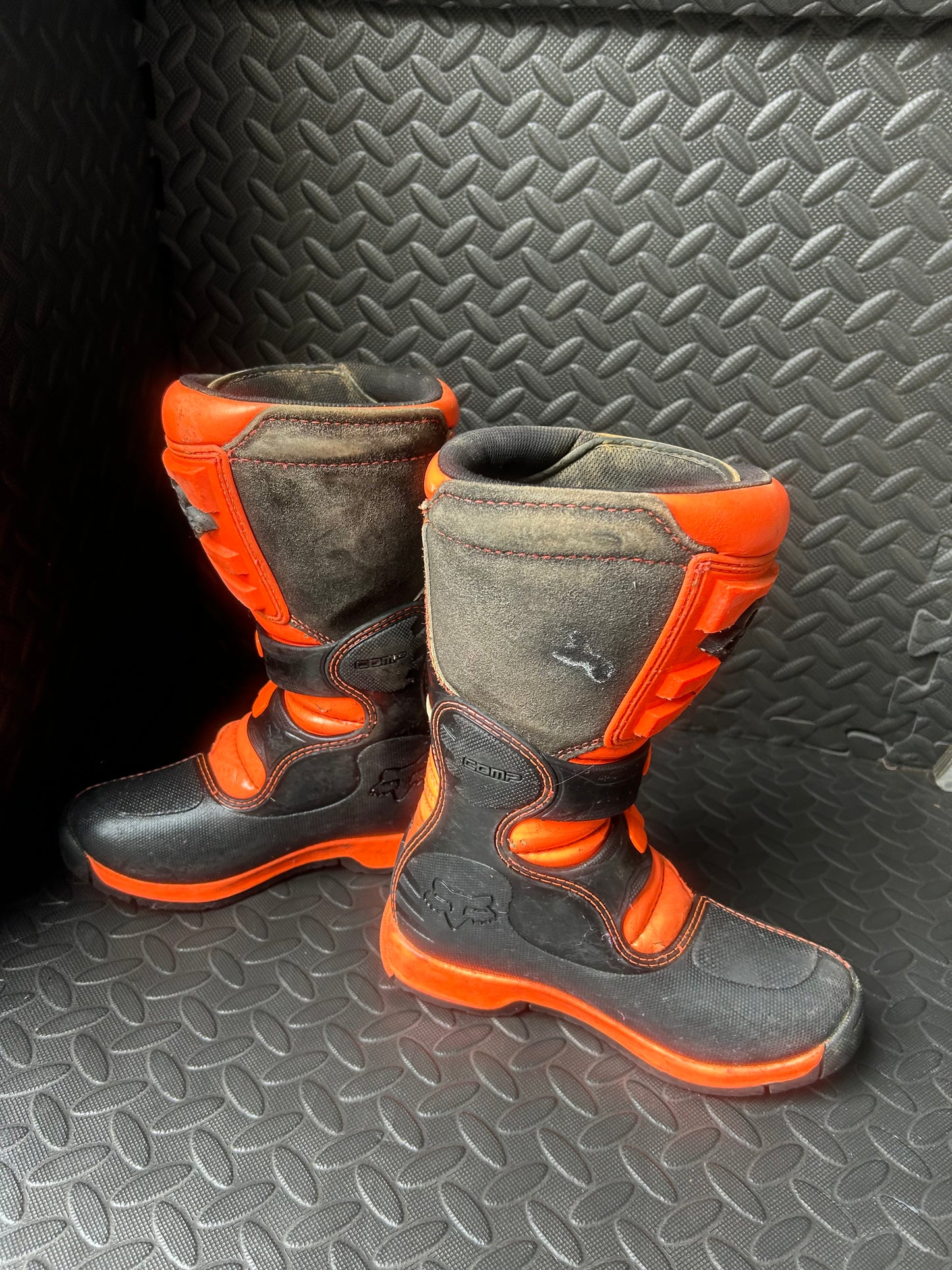 Fox boots uk3